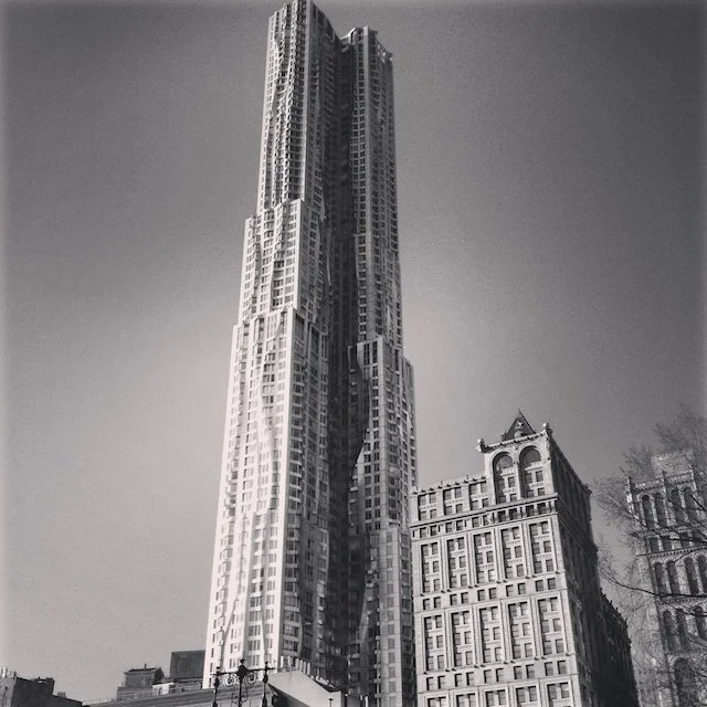 Twisted Building near Brooklyn Bridge.jpg