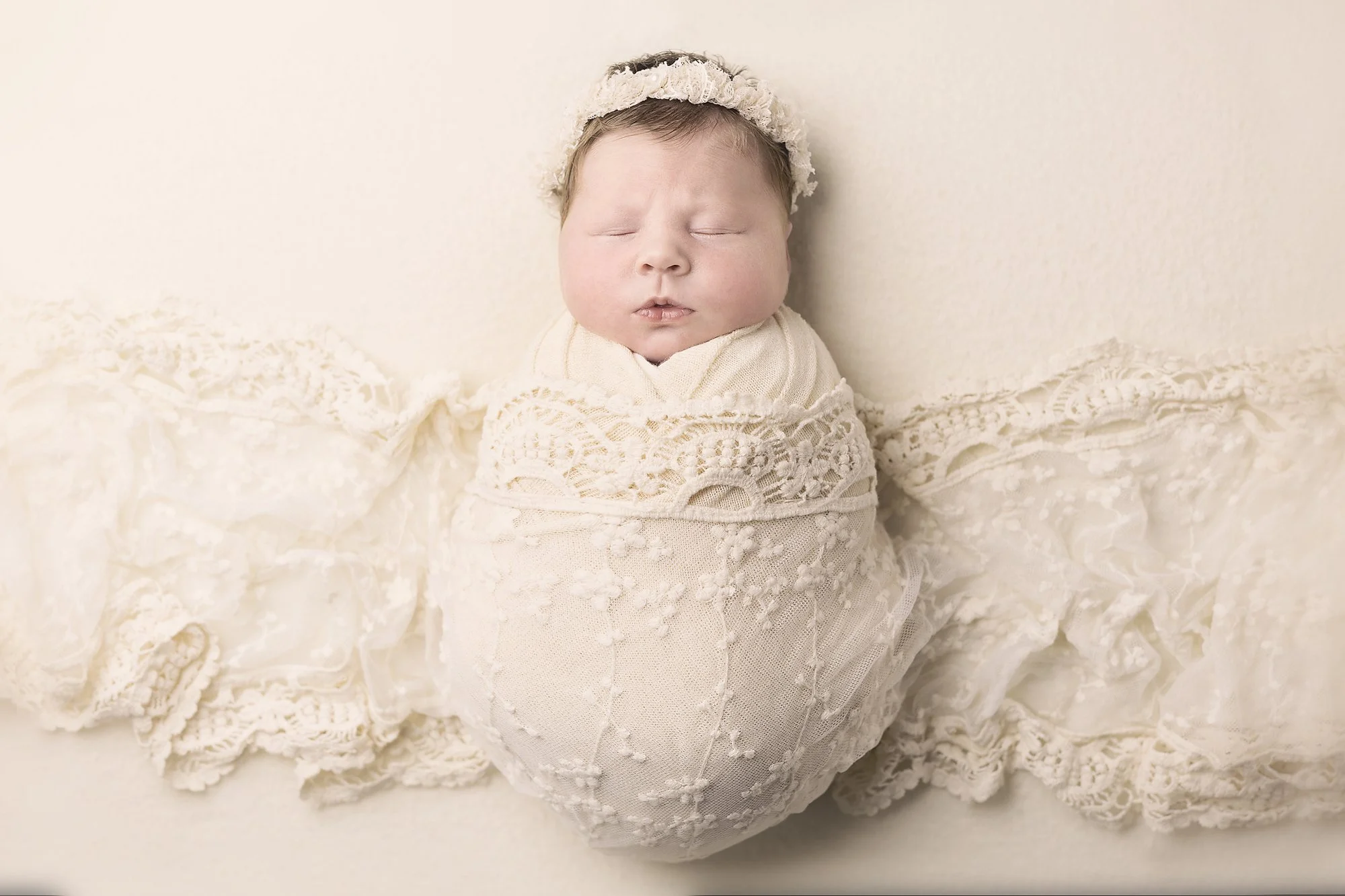 baby wrapped in cream lace asleep, newborn photography, blue mountains mini session