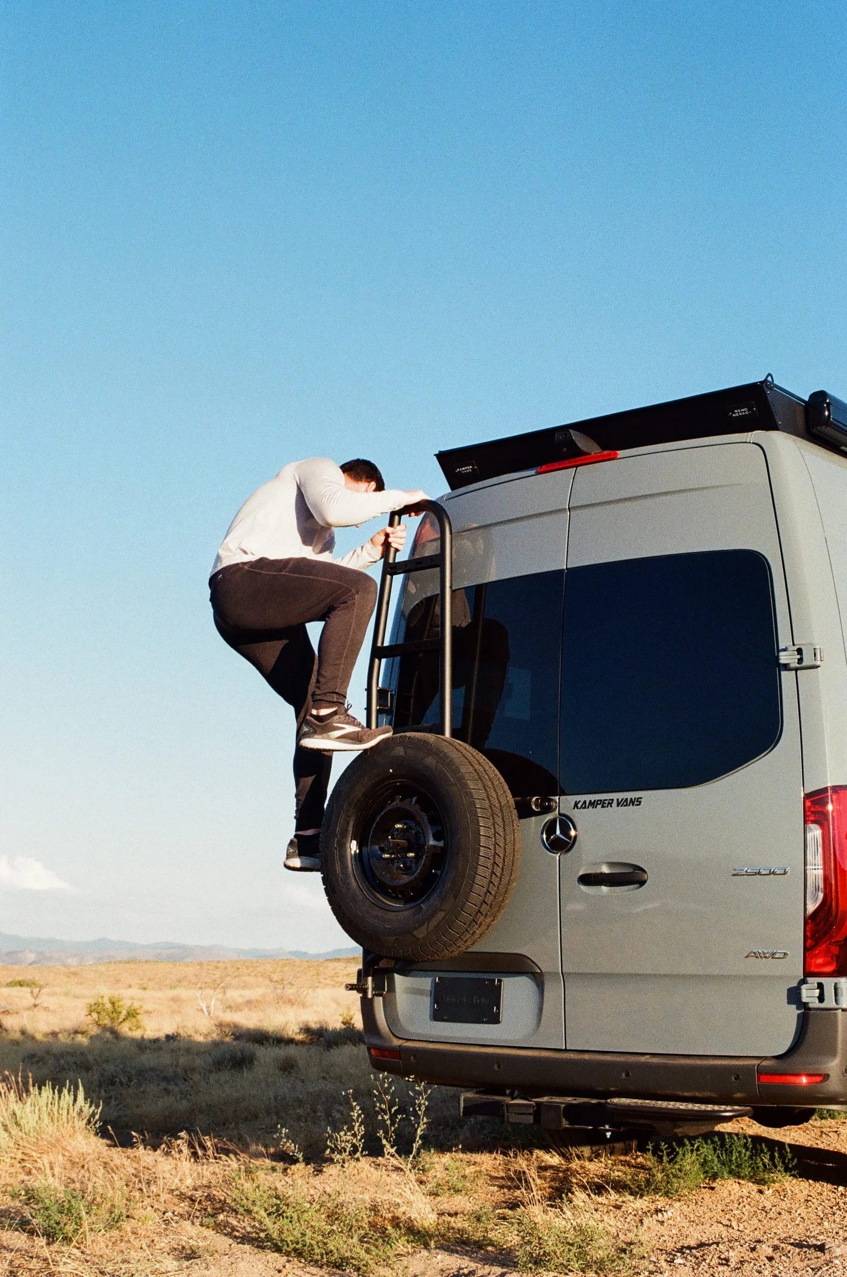 18-flatline-rear-ladder-sprinter-170-camper-van.jpg