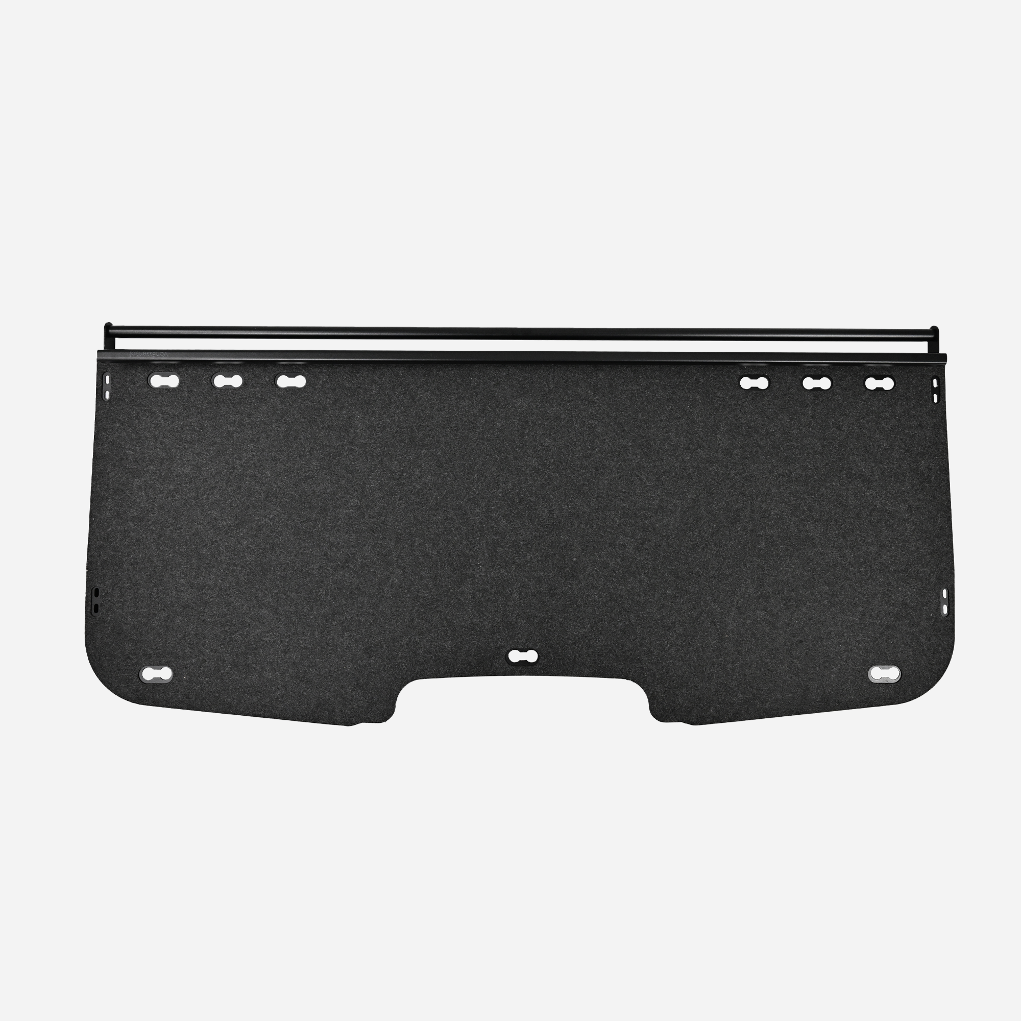 VanEssential-MERCSHELF-1.png