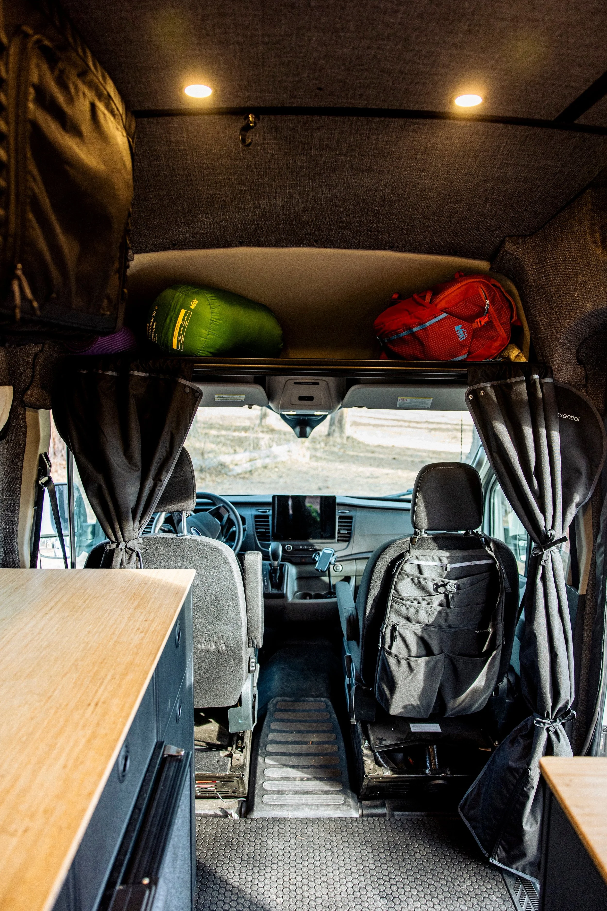 VanEssential-FORDSHELF-4.jpg