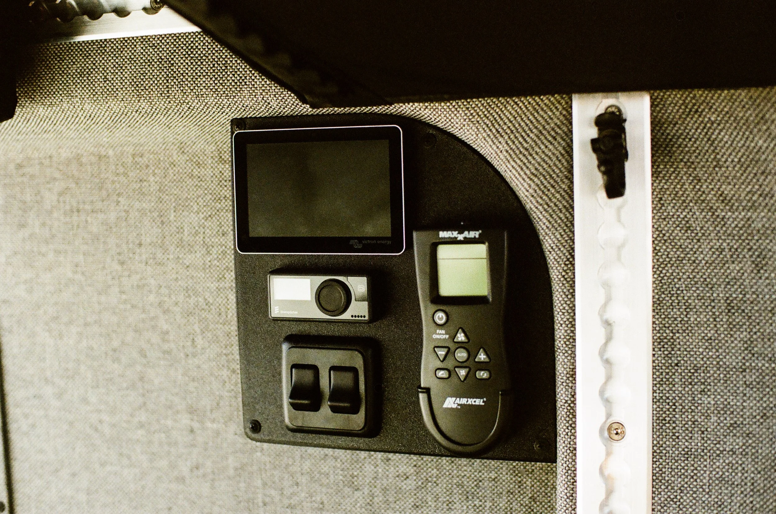 camper-van-victron-heater-fan-control-panel.jpg