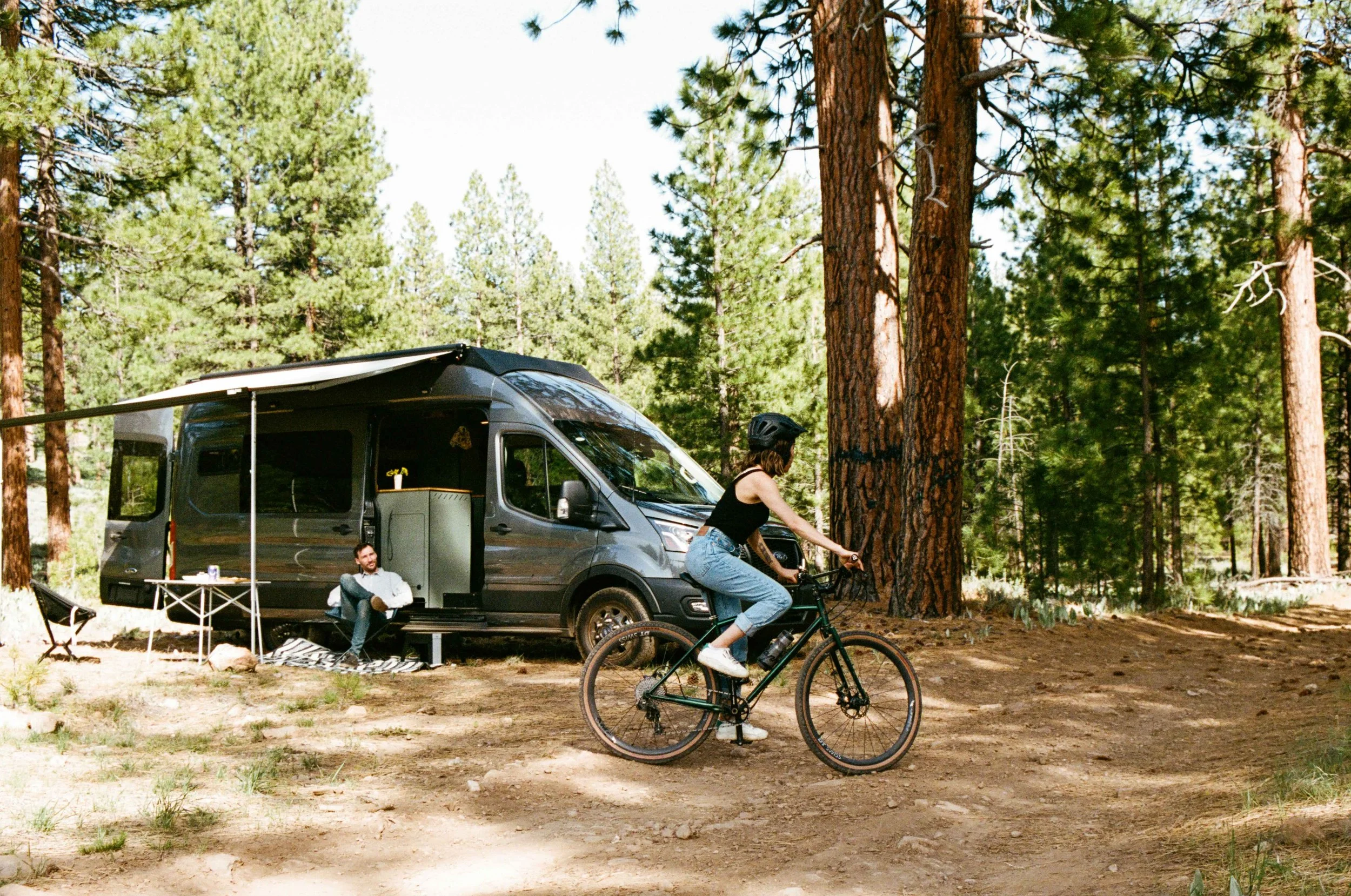 kamper-vans-bike-adventure-setup-awning-open.jpg