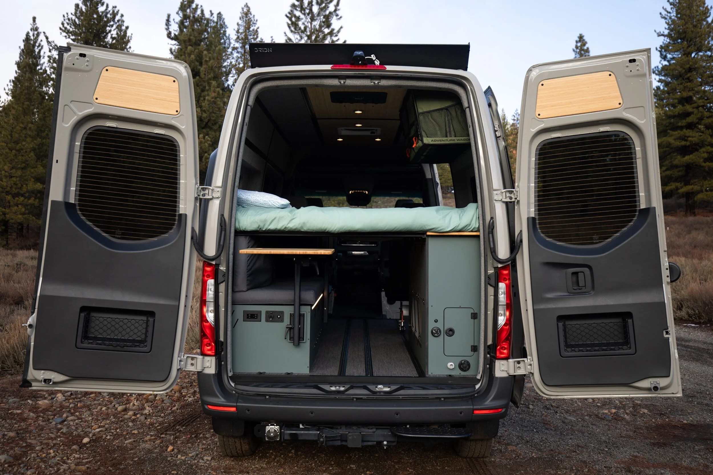 03-sprinter-144-family-van-rear-doors-open.jpg