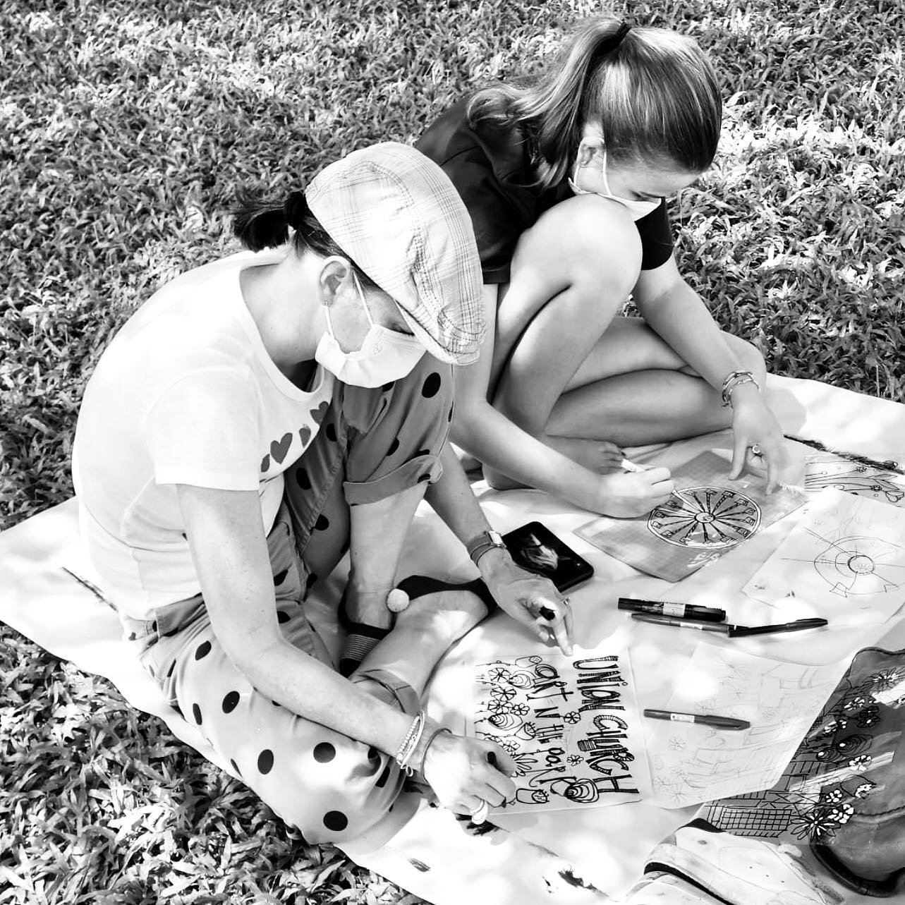 Recently I joined an event called Art in the Park. I love making things so this was an easy yes! I assumed we would be painting in the park. To my surprise I had the opportunity to draw on transparencies. I&rsquo;ve done this before in a different se