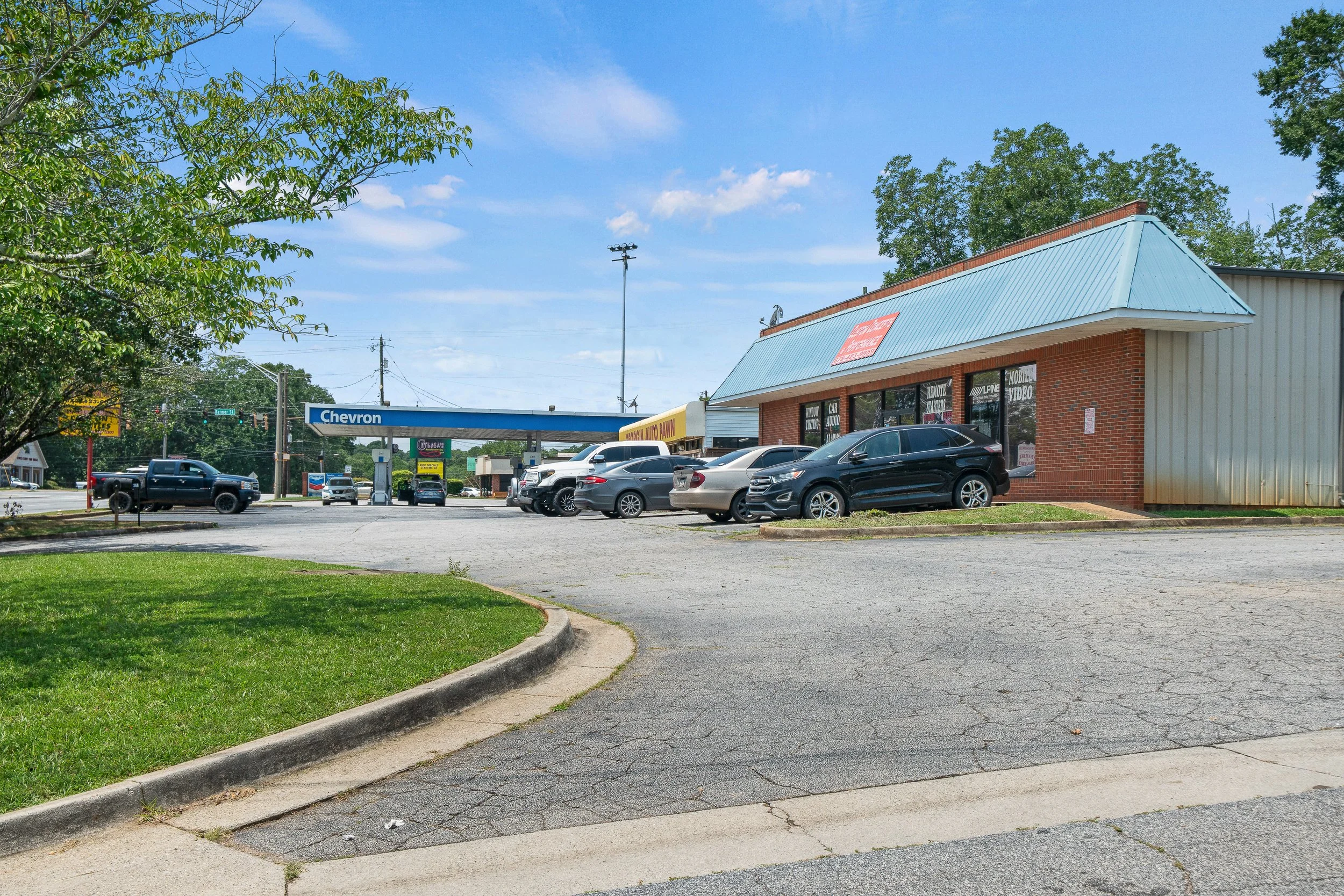 26 Bullsboro Drive_retail_DSC06360.jpg