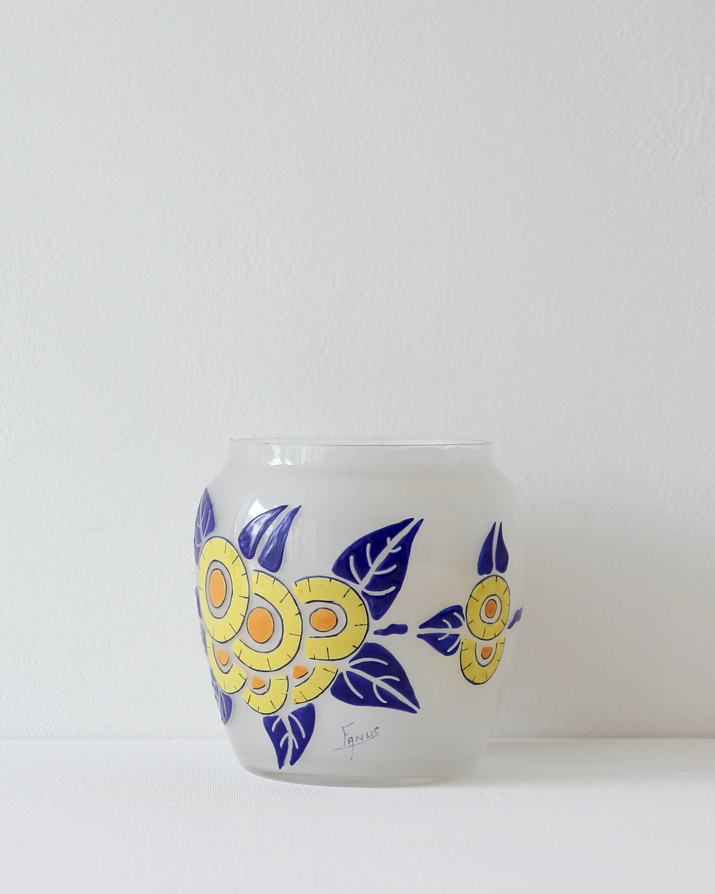 Kronbali_Vase_Singé_Fanus_Art_Deco_1d.jpeg
