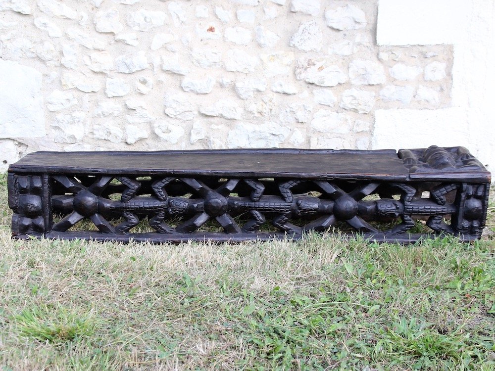 Kronbali_Bamileke_Bed_001a.jpeg