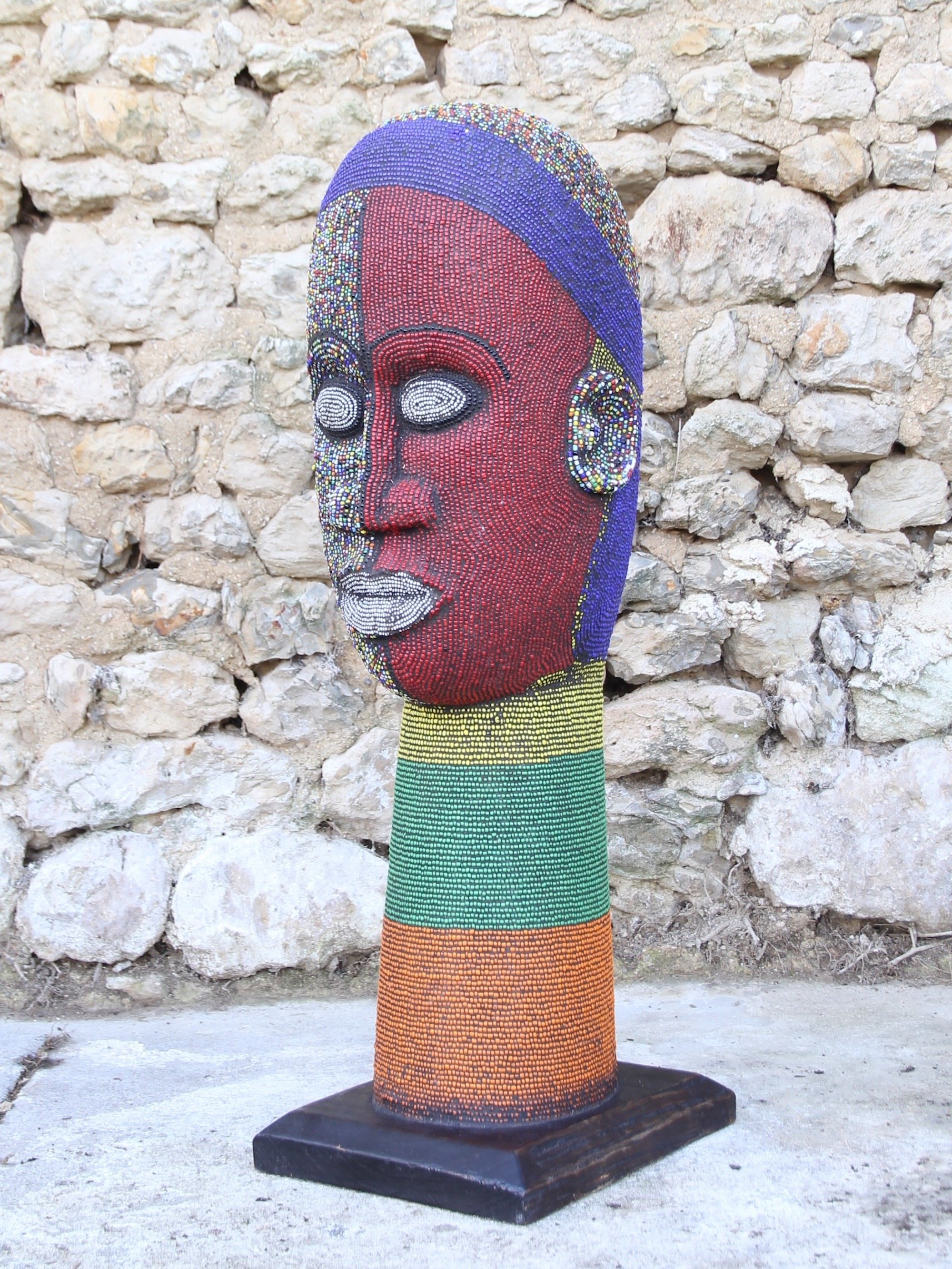 Beaded_Ife_Head_Kronbali_E2.jpeg