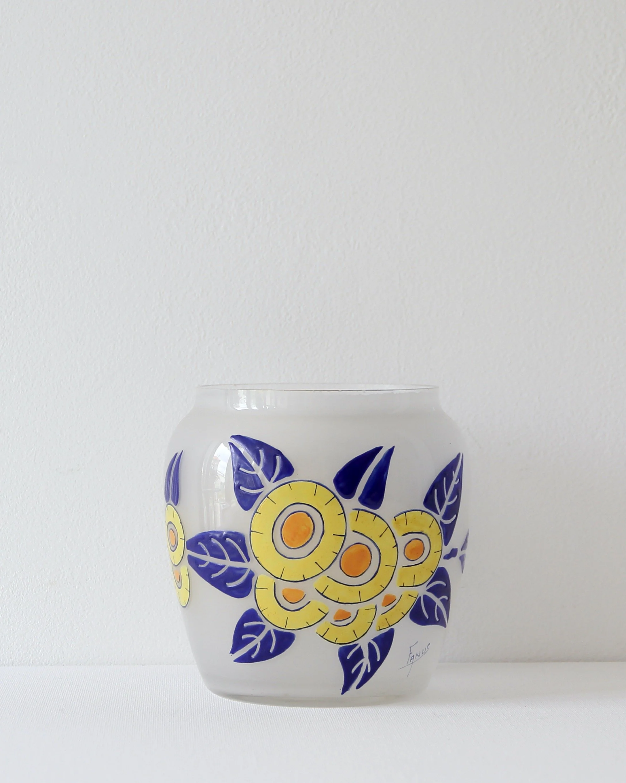 Kronbali_Vase_Singé_Fanus_Art_Deco_1c.jpeg
