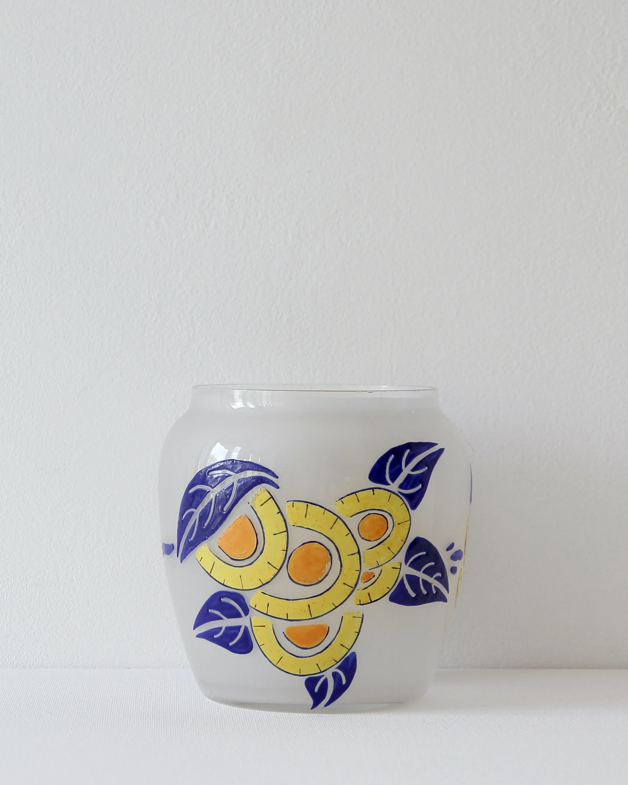 Kronbali_Vase_Singé_Fanus_Art_Deco_1a.jpeg