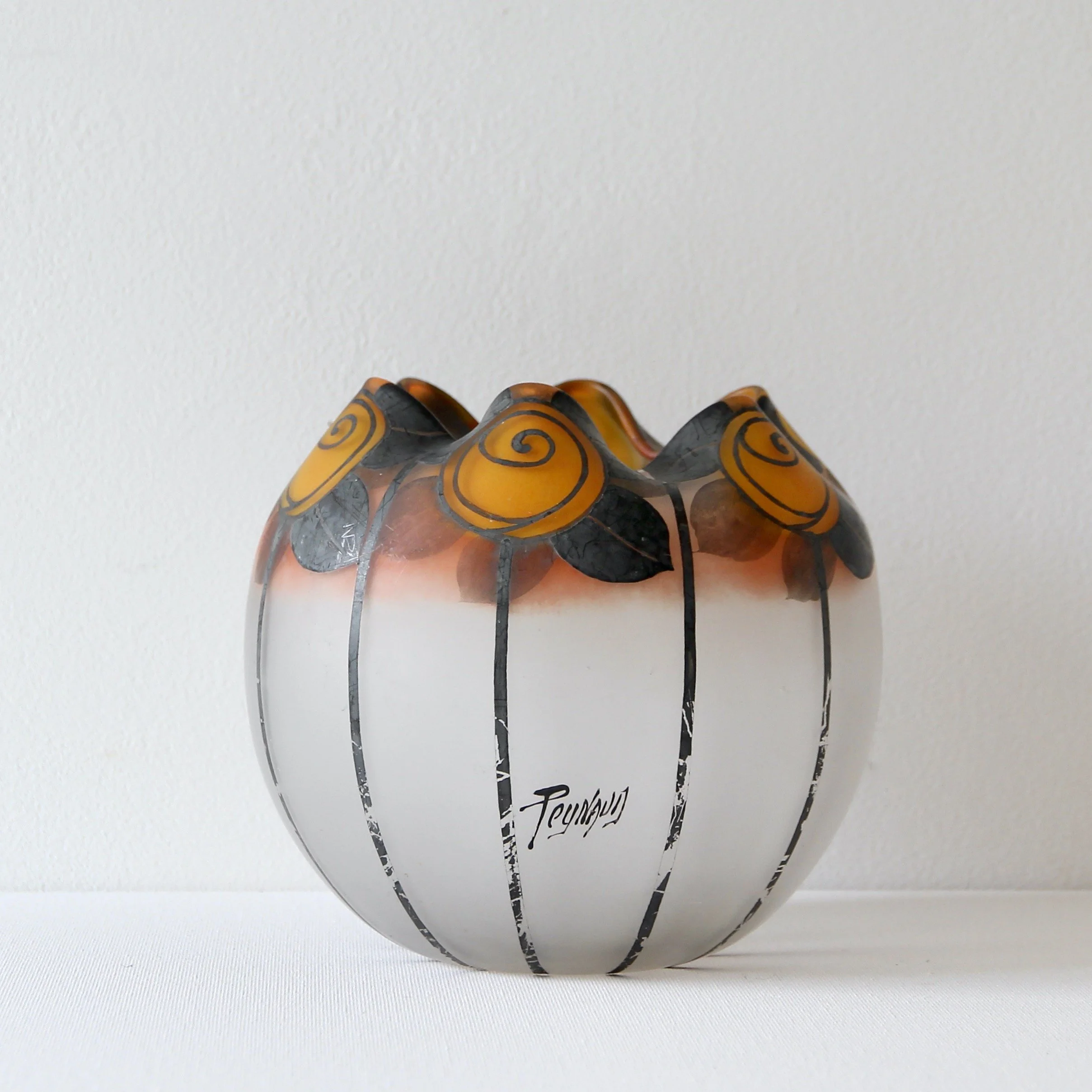 Kronbali_Vase_Singé_Peynaud_Art_Deco_1b.jpeg