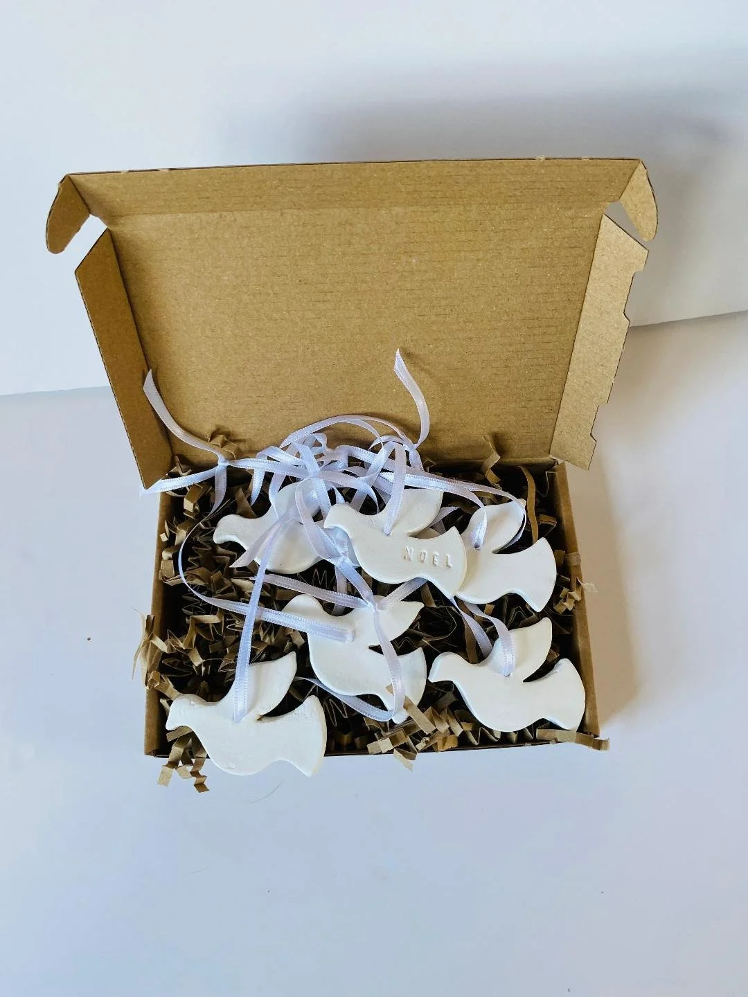 Clay Doves Plain white giftset.jfif