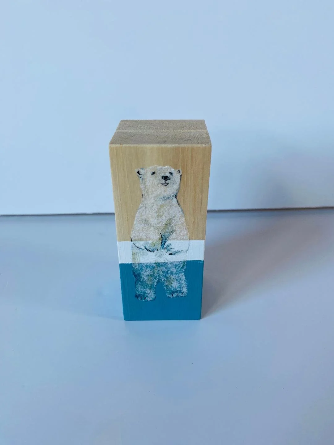 Winter Polar Bear Photo Holder.jfif