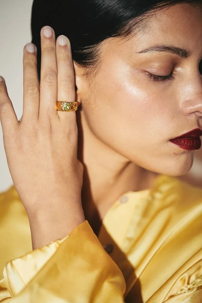 Détail Bague Precious Margarita_Vermeil_Porté_Margaux Toussaint_LD.jpg