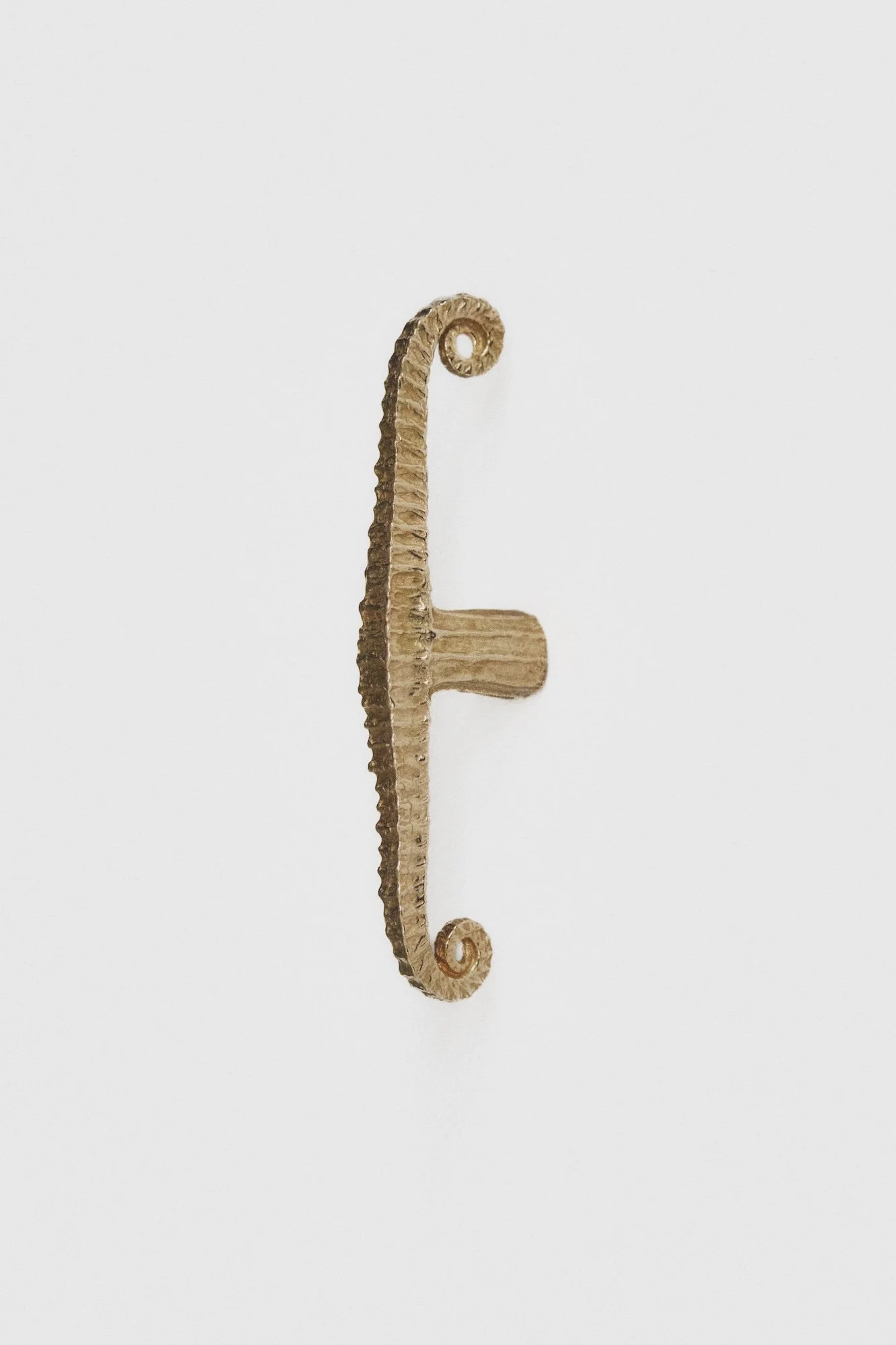 MT_Volute_laiton-naturel_profil_fond-blanc©AgatheBoudin.jpg