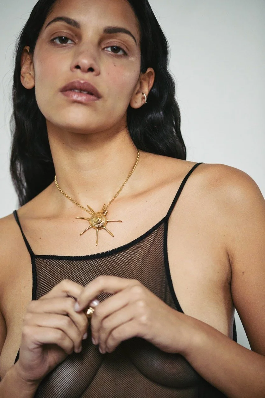 Collier Coquillage Vermeil porté_Margaux Toussaint_LD.jpeg