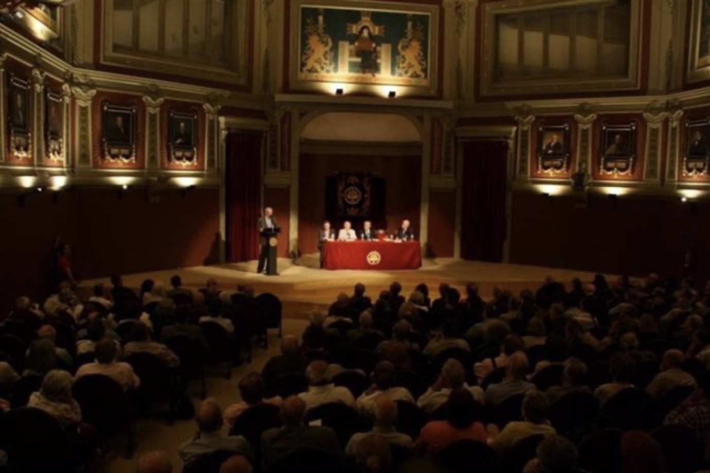 El Ateneo de Madrid se une a los refugios climáticos y facilita a trabajadores de centro una sala para descansar