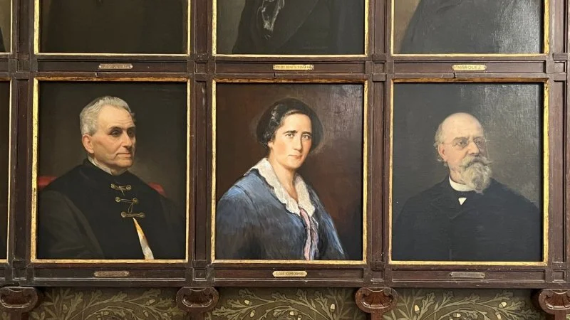 Las mujeres en su sitio’, una deuda histórica subsanada que al fin hace justicia a las más ilustres en el Ateneo de Madrid
