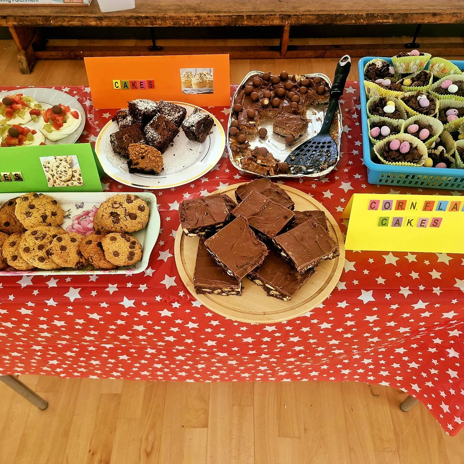 Some of our Senior pupils organised and held a Cake Sale last week. Lots of classes and staff got involved in baking delicious treats to sell on the day. The spread was second to none! The most difficult part of the day was choosing what to buy!🧁🍰 
