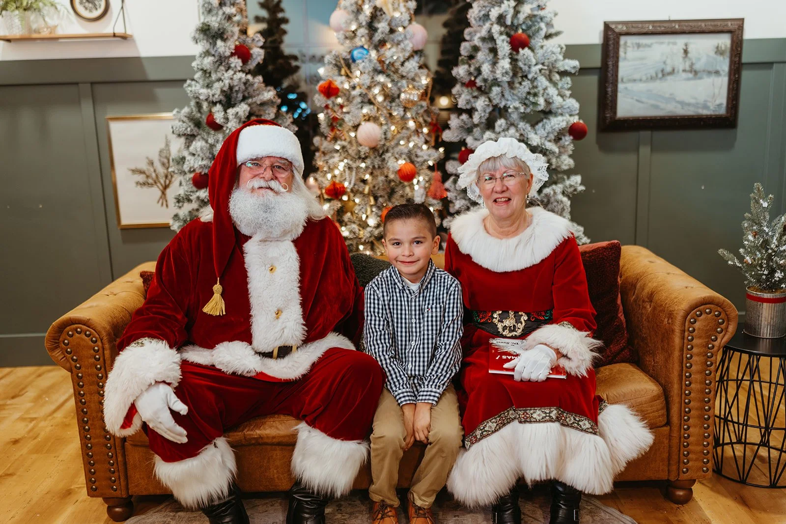Gutierrez Christmas - A&B Photography-272.jpg