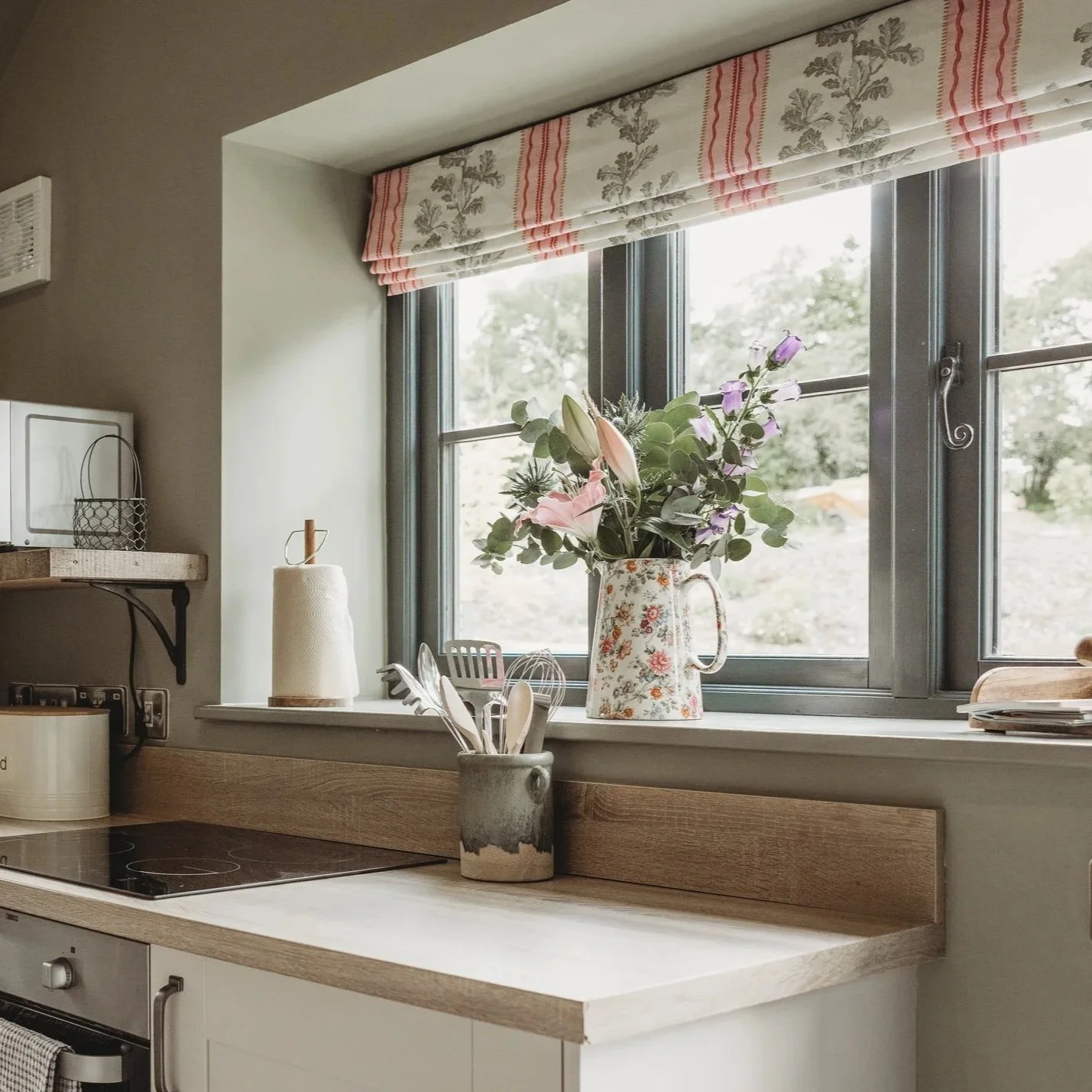 Ty Bach kitchen