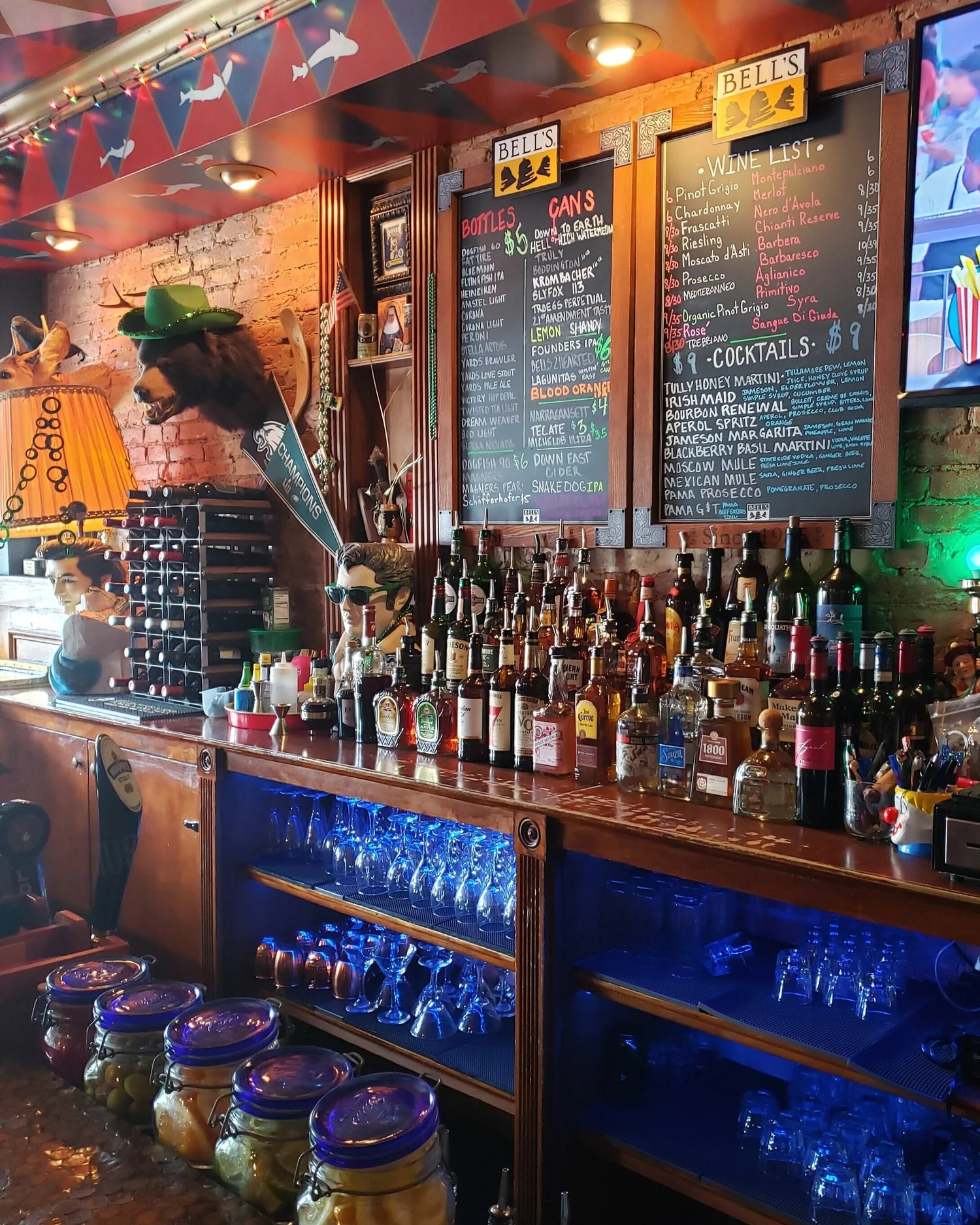 Bar photo 1