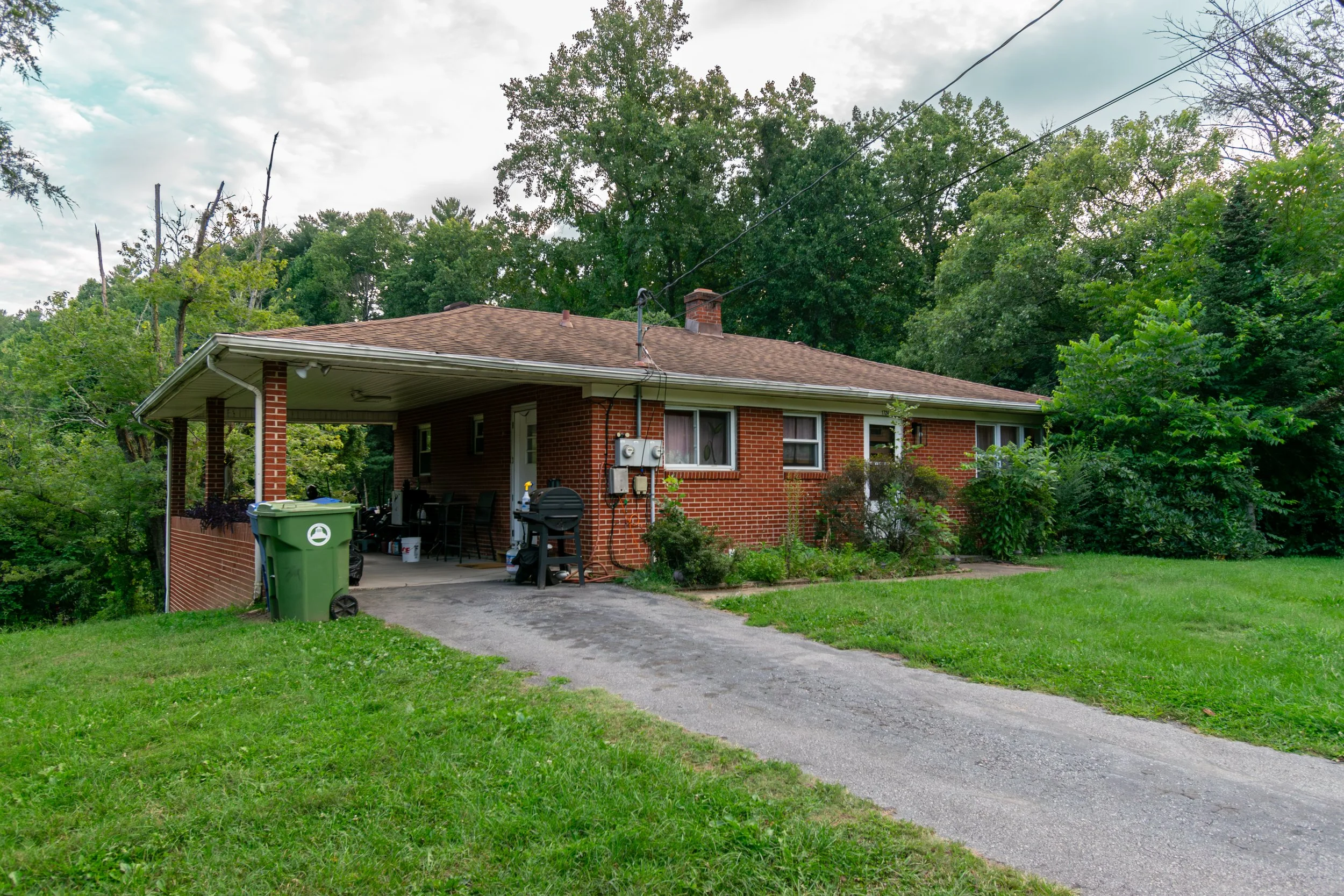 1724OldHaywood-2.jpg