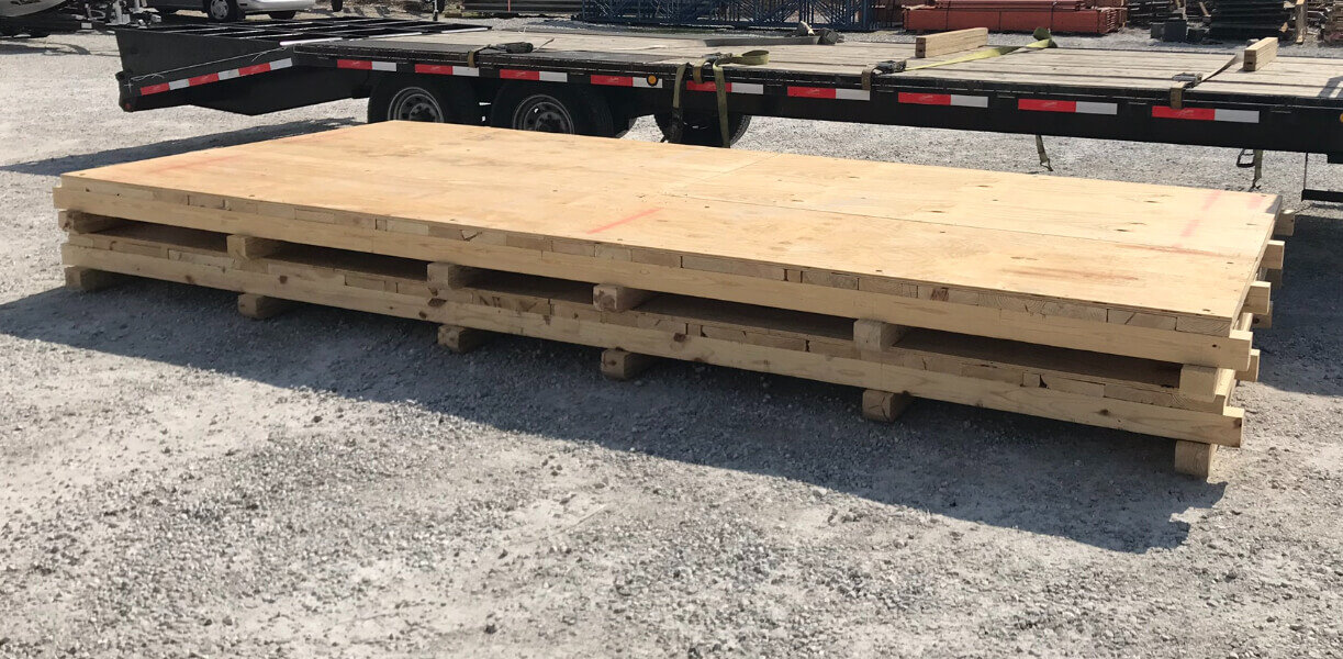 custom large 4-way entry shipping pallet with decking