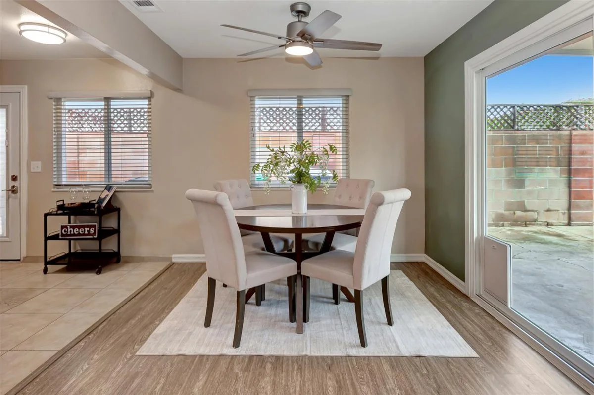 06-Dining.jpg