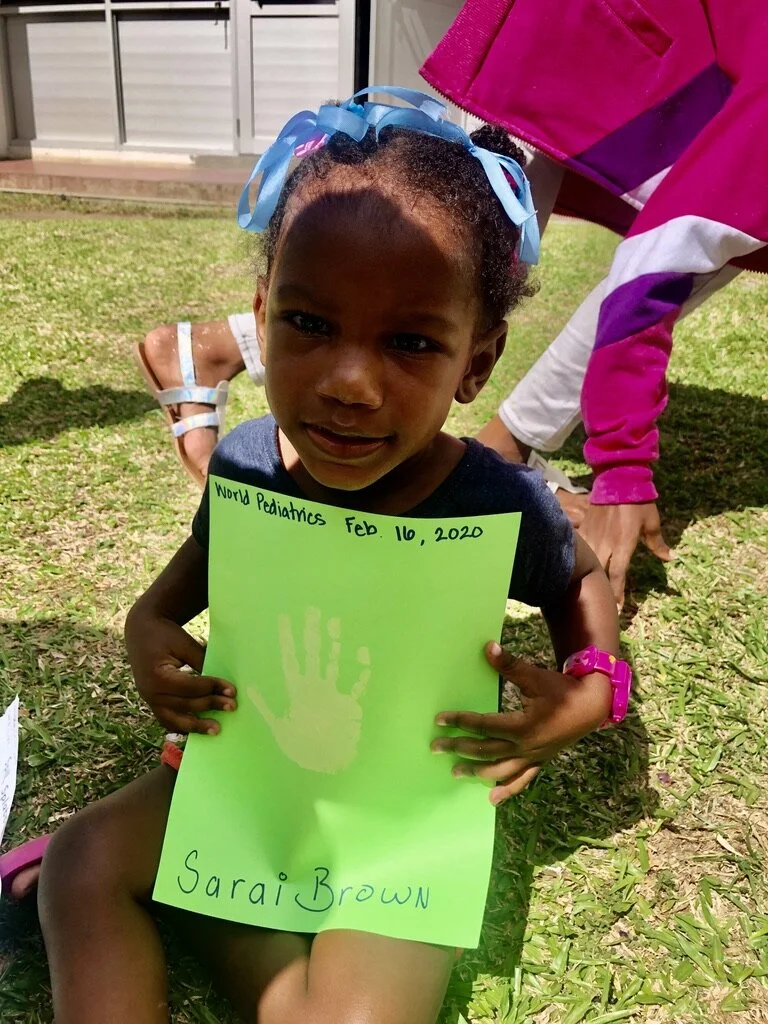 Paint and give back to the children of World Pediatric project February 2020