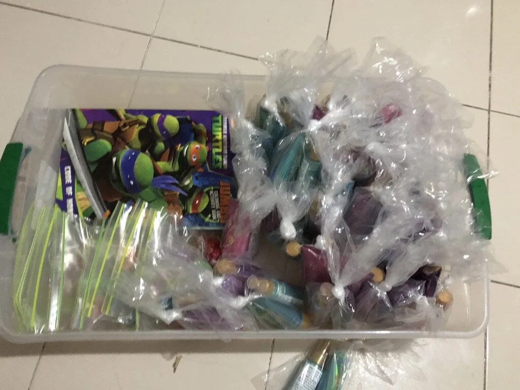 Donate age appropriate gift bags for children trying to get life saving surgeries with World Pediatric Project.