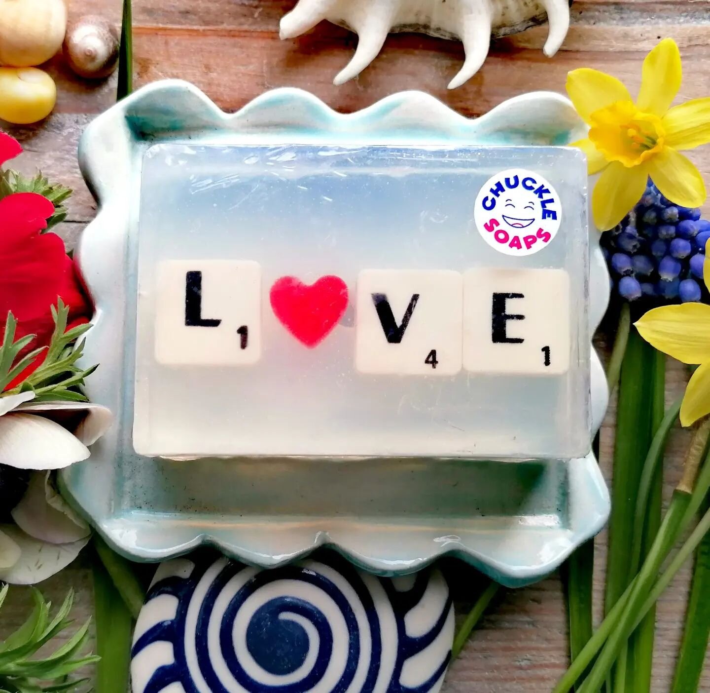 Spring time photo shoot at Rose cottage! Such joy with these tiny daffodils and even smaller grape hyacinths. I ADORE our L❤️VE soaps. Best seller @anthropologie don't you know!! What I particularly love is that the little red heart (which we make in