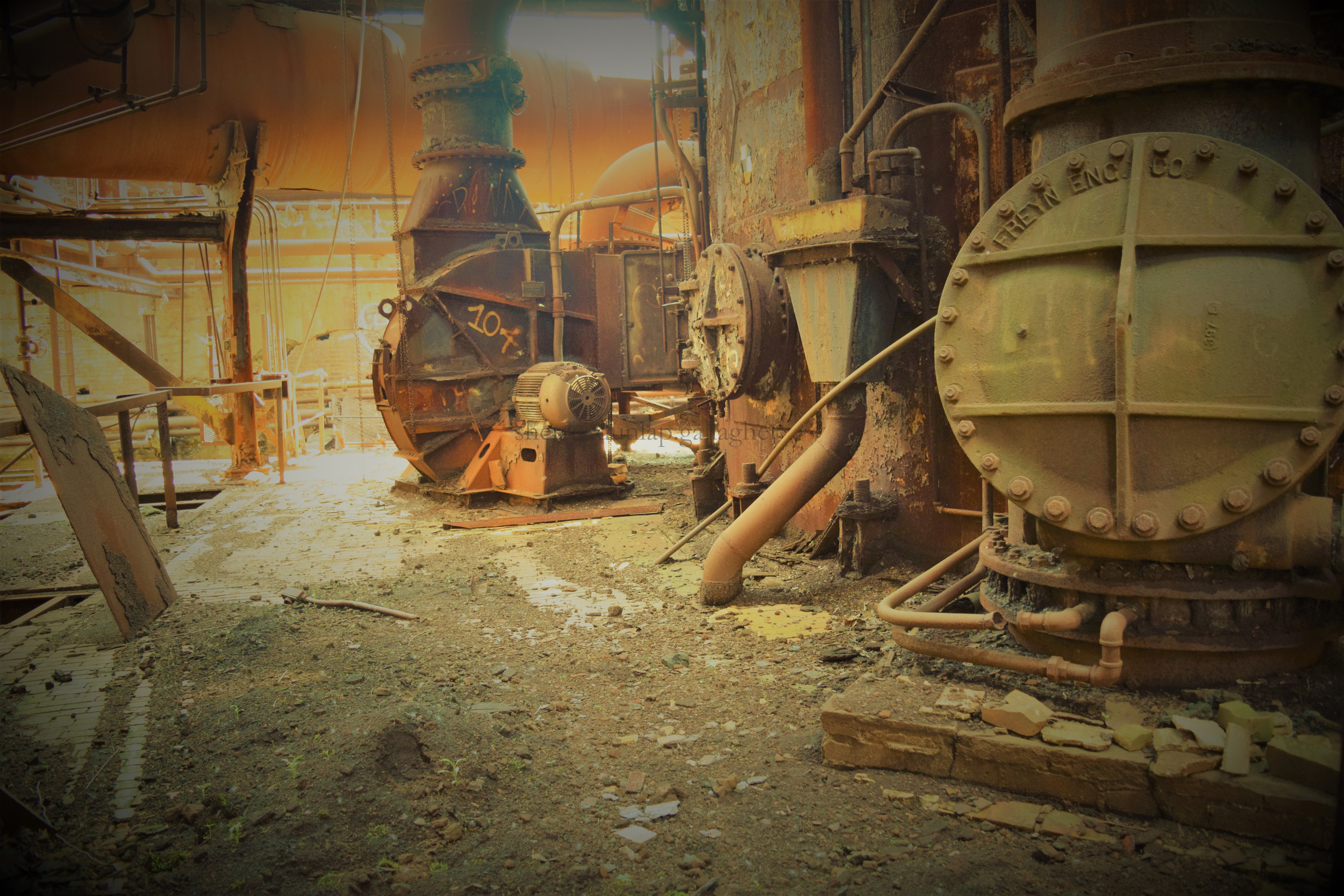 A look into the past.
Carrie Furnaces, Rankin.