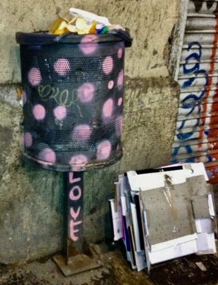 Love in the bin, Barcelona