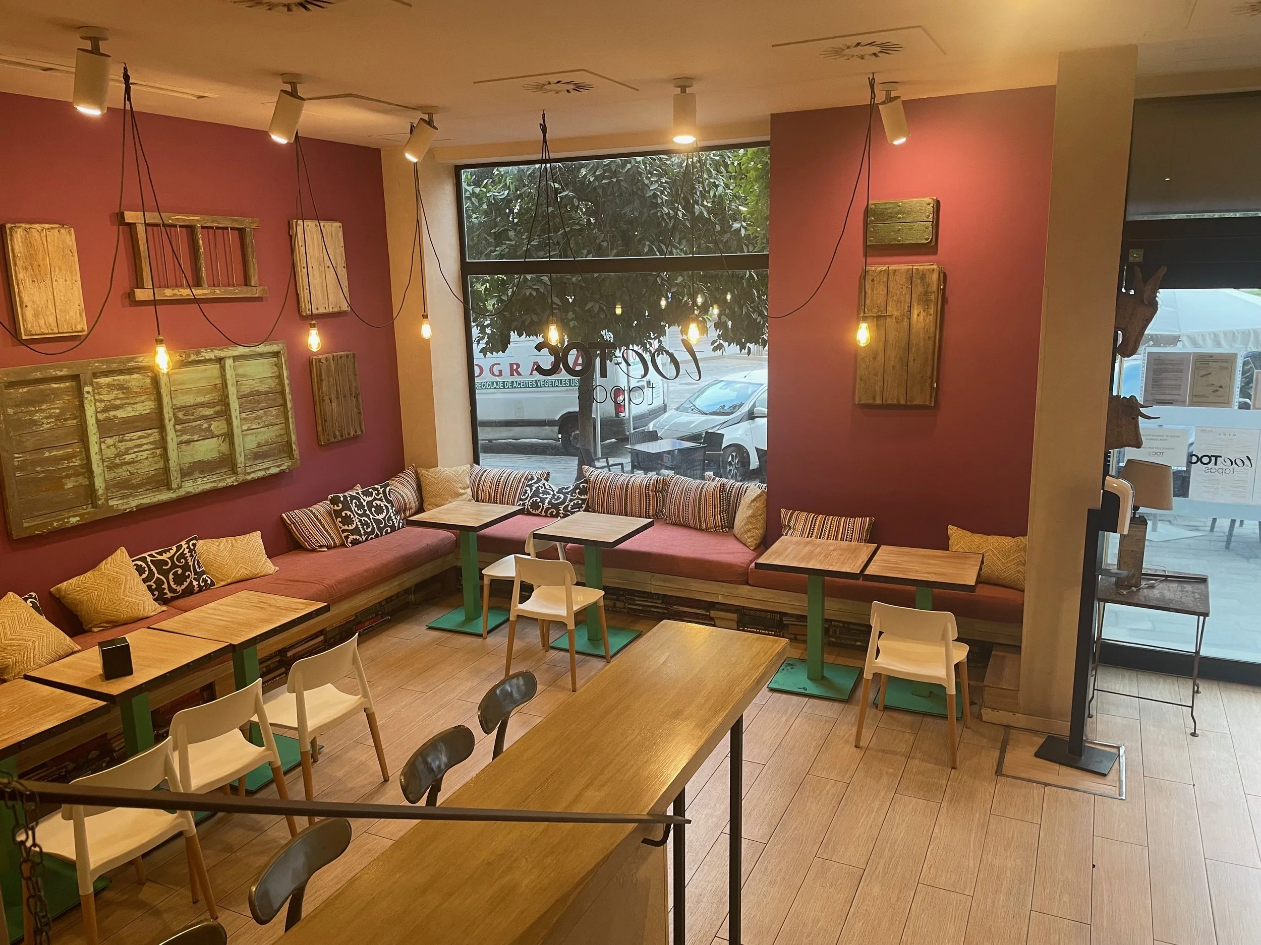 Coffee shop