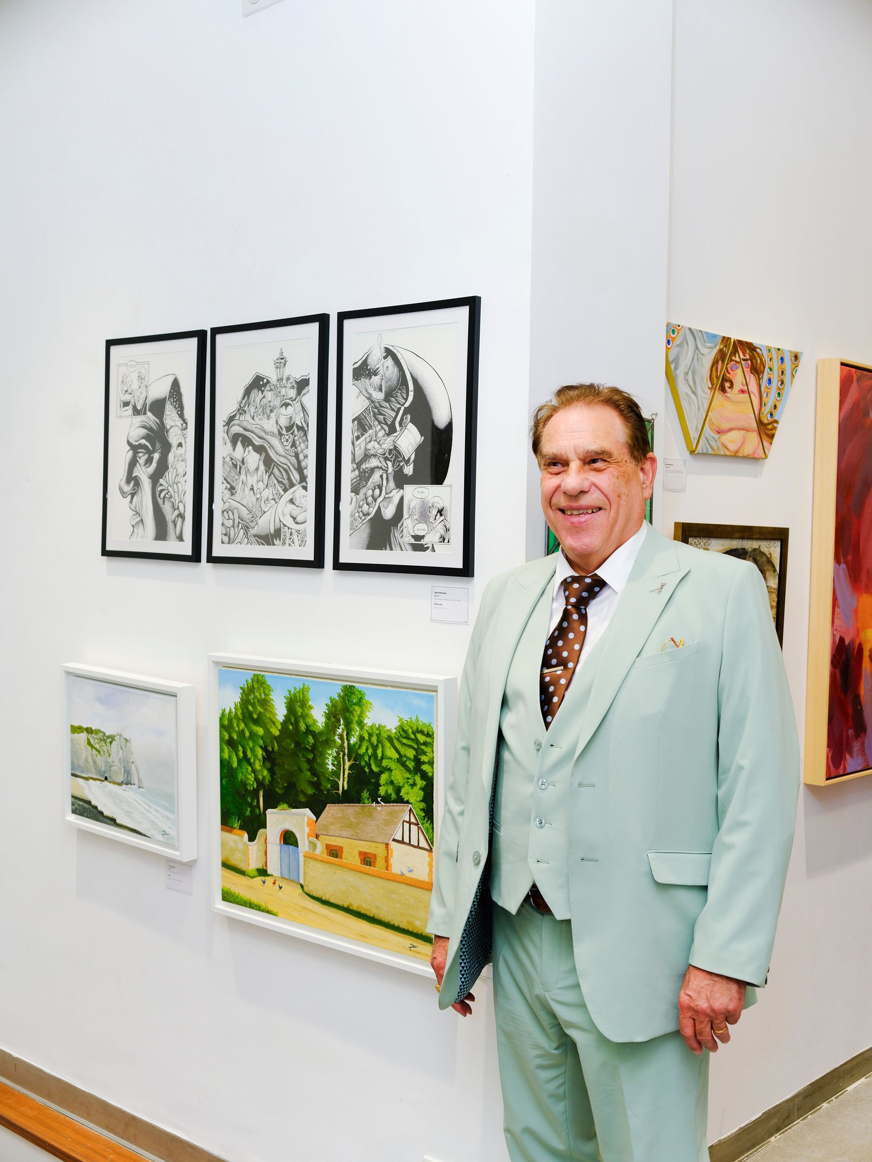 HOLLYGALLERY-2.jpg