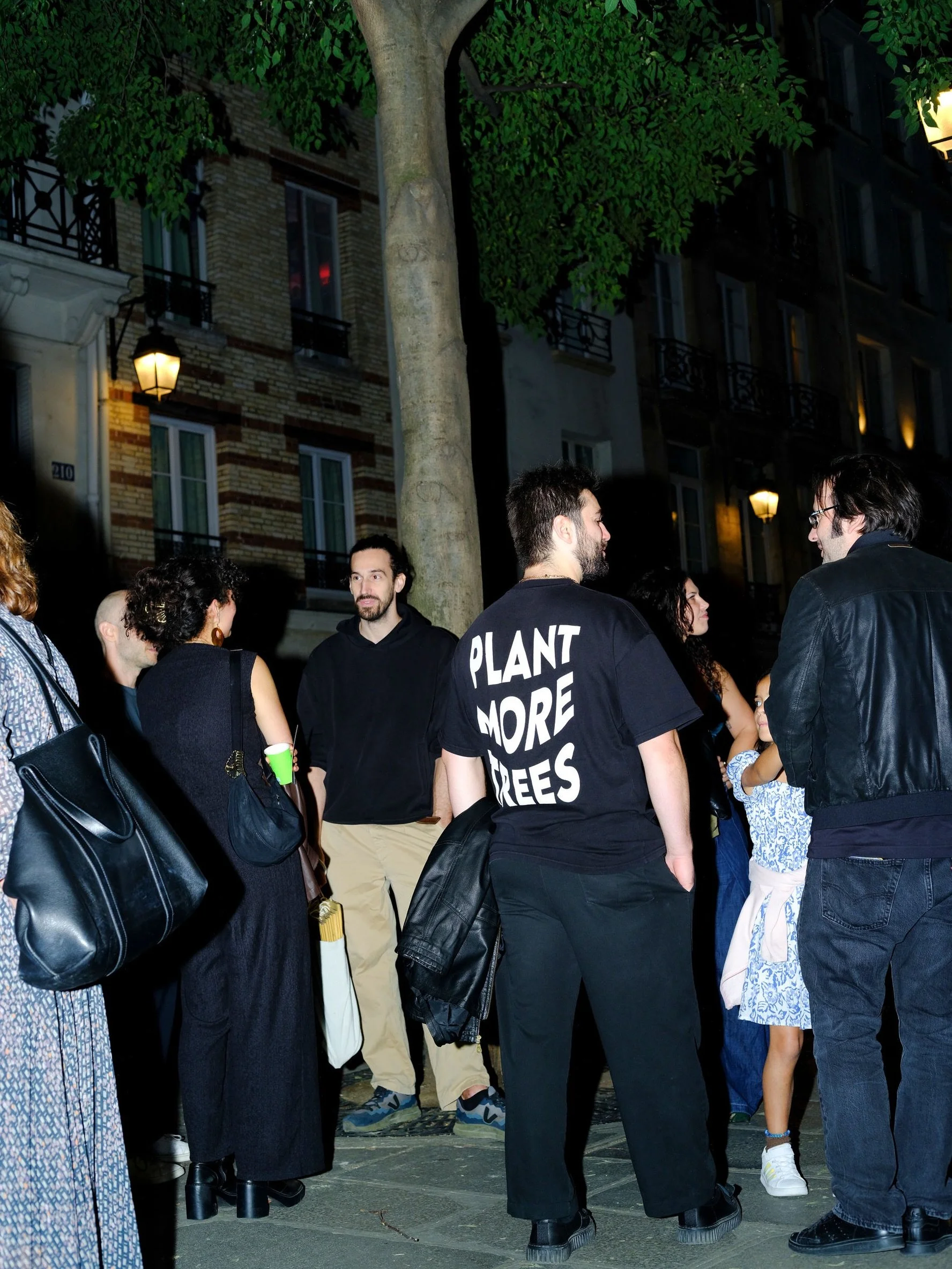 Still thinking about last night.

Common Ground, Paris. A room full of people who came to look properly, artists standing next to their work watching strangers stop in front of it, and that quiet moment when someone finds the piece they cannot walk a