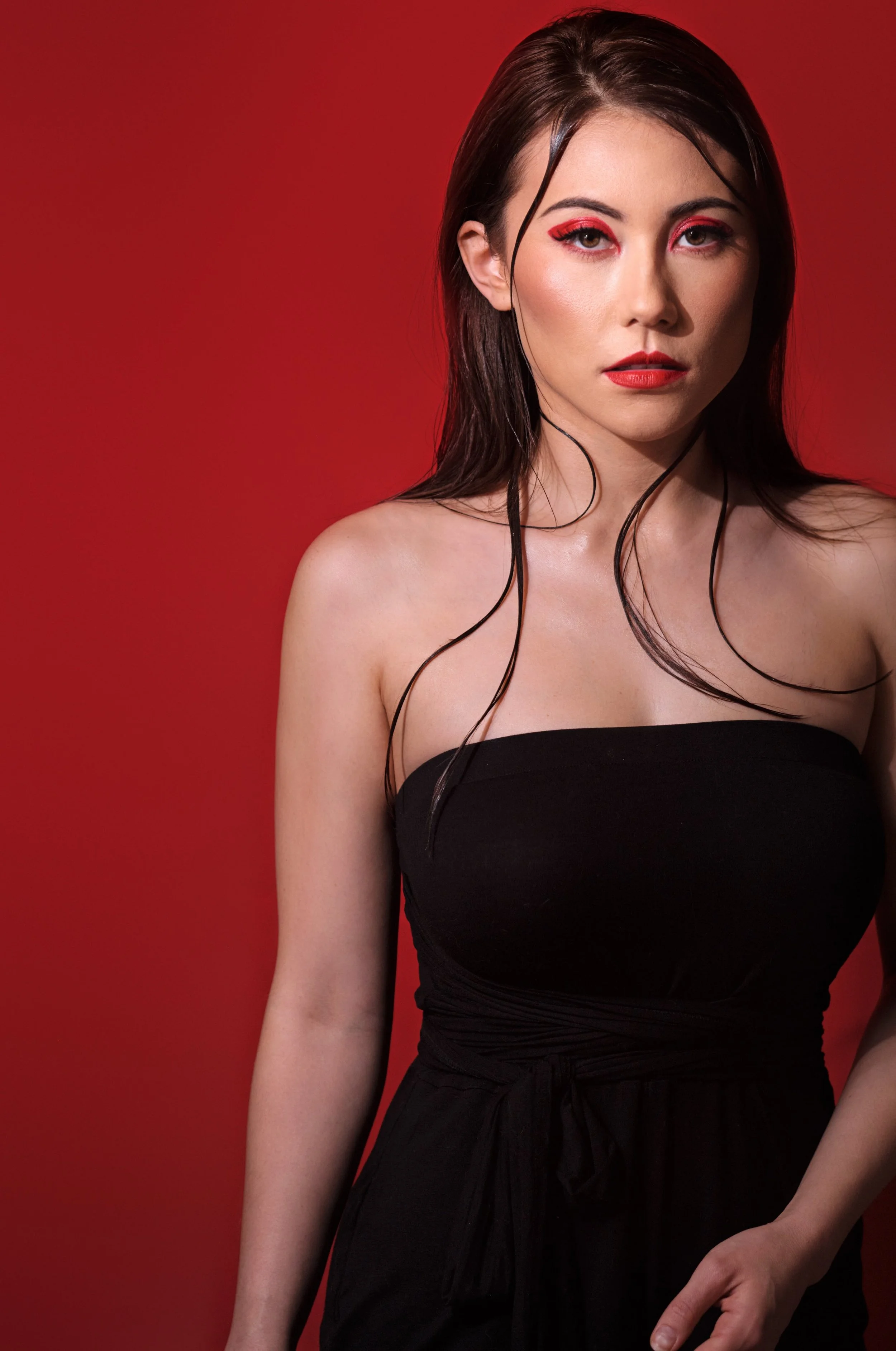 Studio Lighting for Portrait Photography: Mastering the Single Light