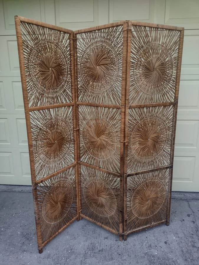 VINTAGE SUNBURST ROOM DIVIDER / SCREEN — The Lemon Frog