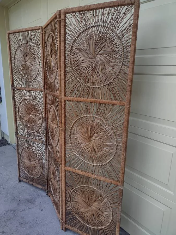 VINTAGE SUNBURST ROOM DIVIDER / SCREEN — The Lemon Frog