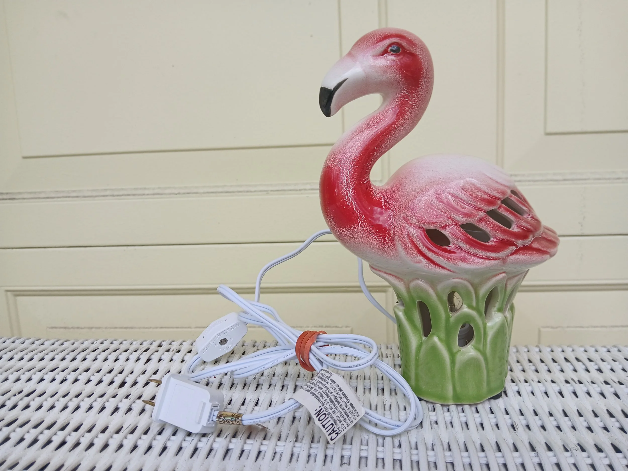 FLAMINGO EVERYTHING, ART, FIGURES AND MORE