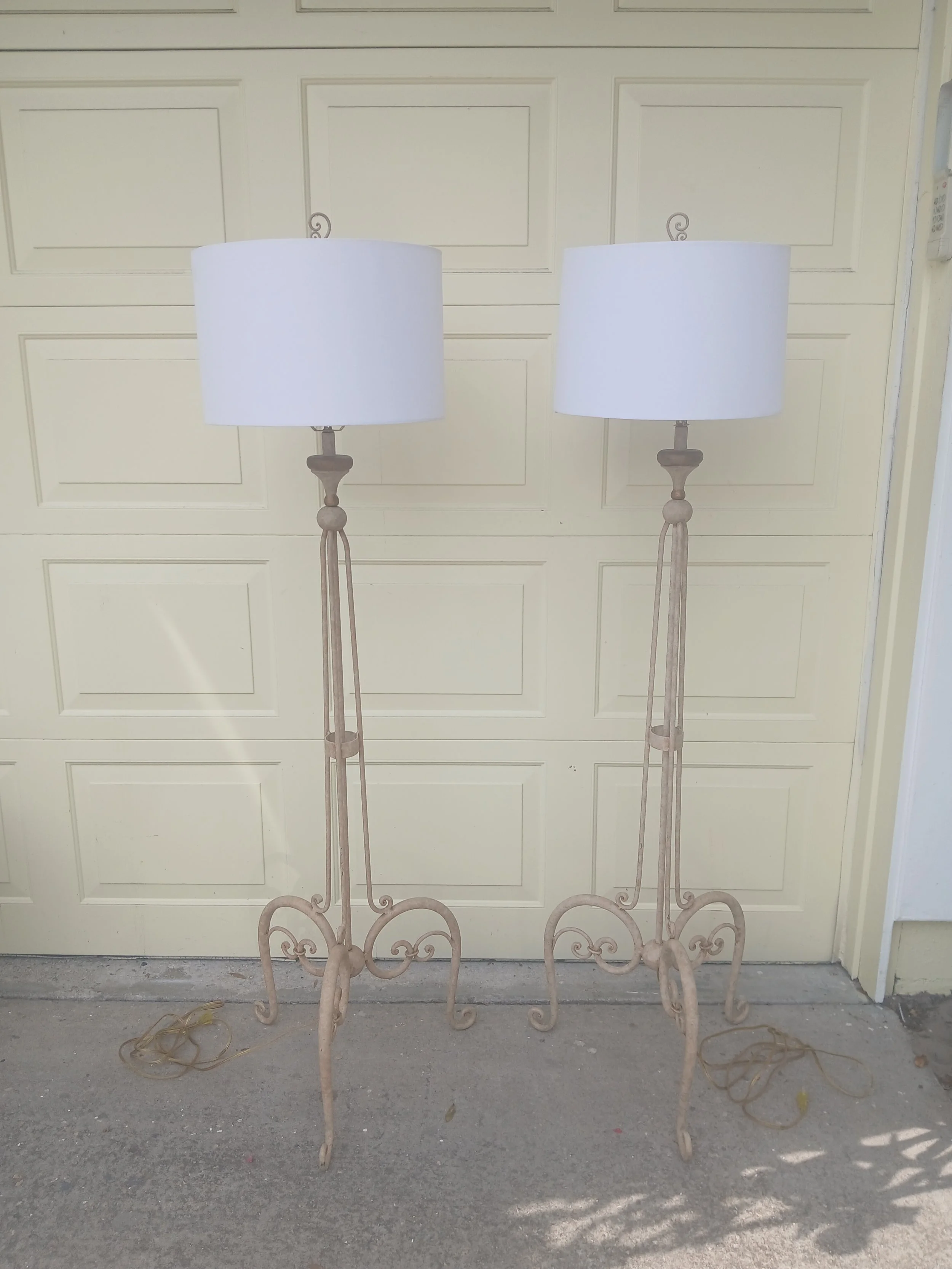 BEAUTIFUL PAIR OF FLOOR LAMPS with SHADES