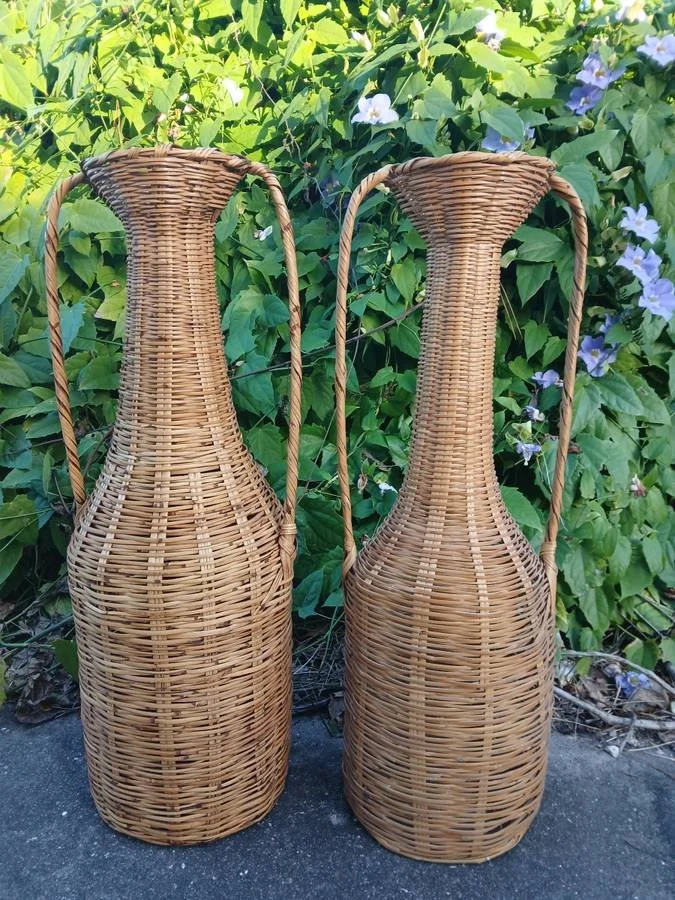 2 X TALL NATURAL WICKER DECOR
