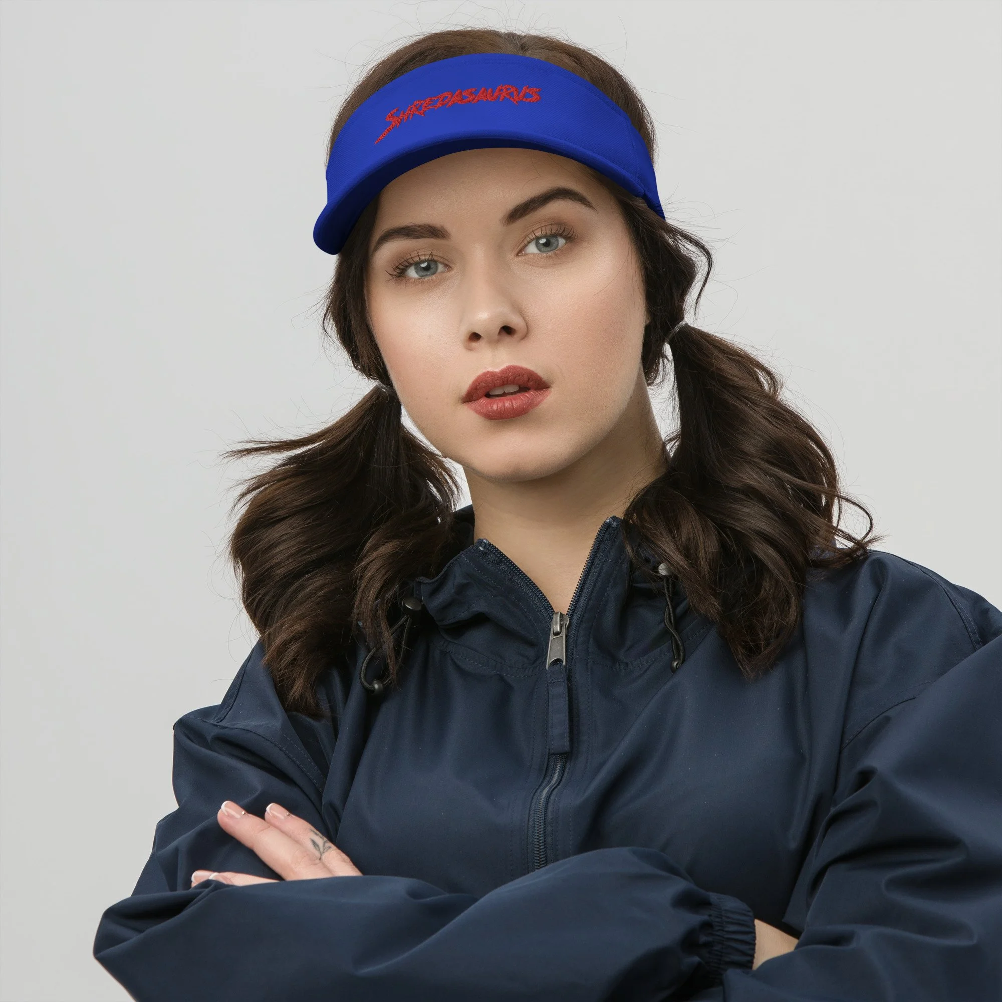 visor-royal-front-641c8e56454fb.jpg