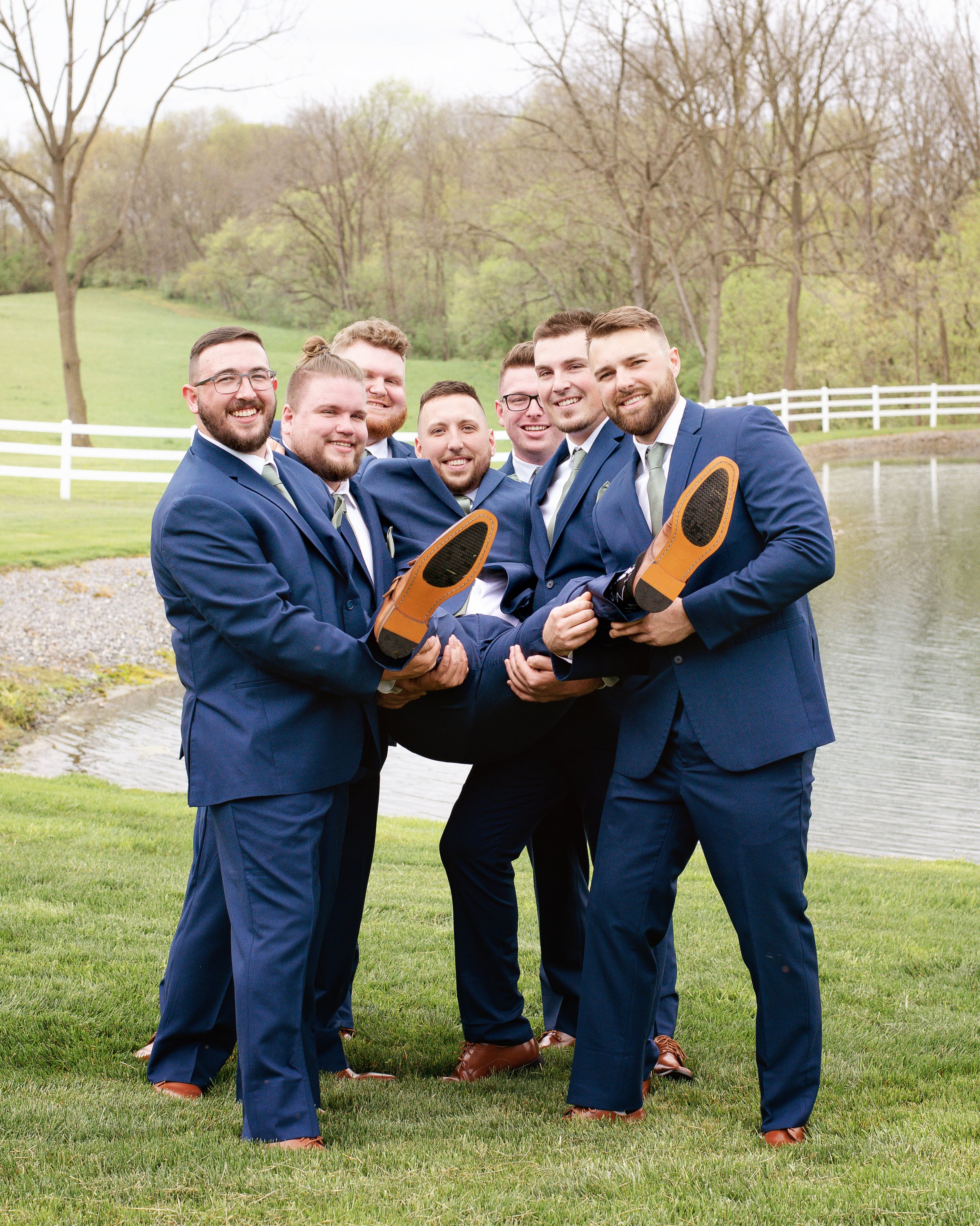 Groom-117.jpg