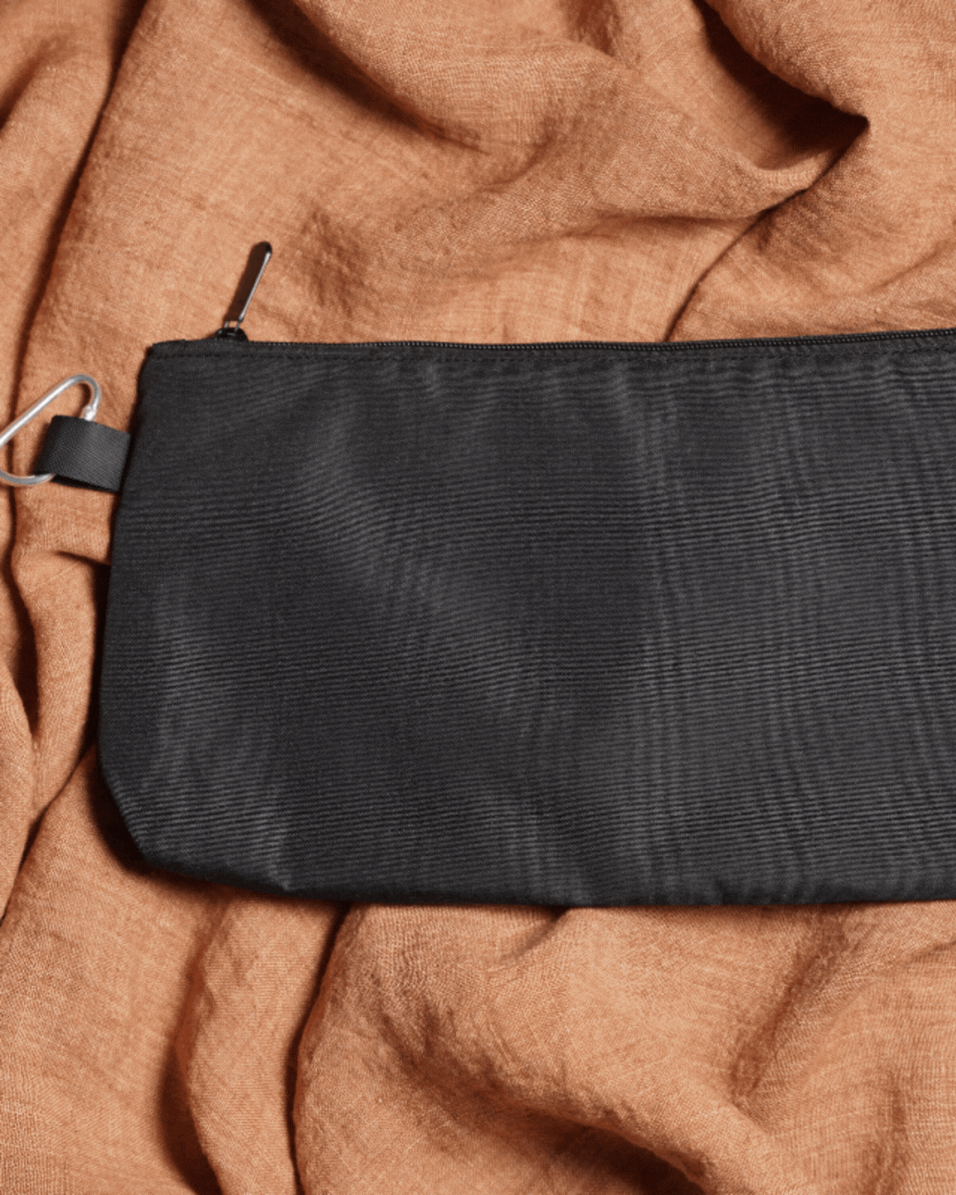 TRAVEL BAG GIF.gif