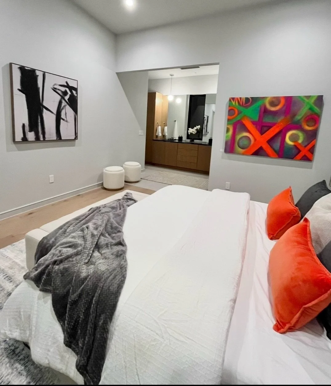 *Knock knock*
Who&rsquo;s there? 
Orange. 
Orange who? 
Orange you glad we leaned into this home&rsquo;s bold use of color? 

Our team matched the home&rsquo;s vibe, and now it&rsquo;s under contract. We couldn&rsquo;t be happier for the new owners! 