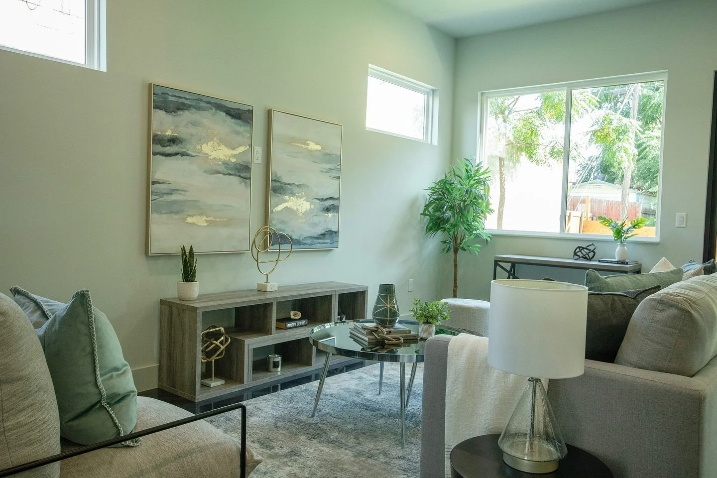 Creating beautiful designs with a cohesive look takes time. So when should clients reach out to us for staging services to ensure we can install furniture within their ideal timeline? 

It&rsquo;s best for clients to reach out to us about 2 and a hal