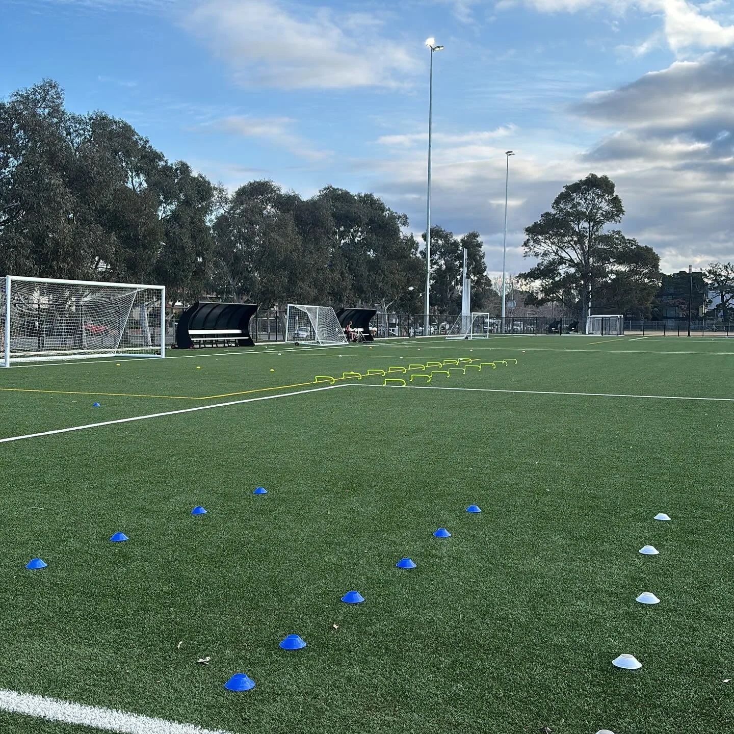 We’re back at it 💥 Block 2 of Speed Training of with a new squad at @portmelbourne_sharks! ⚽️🏃💨